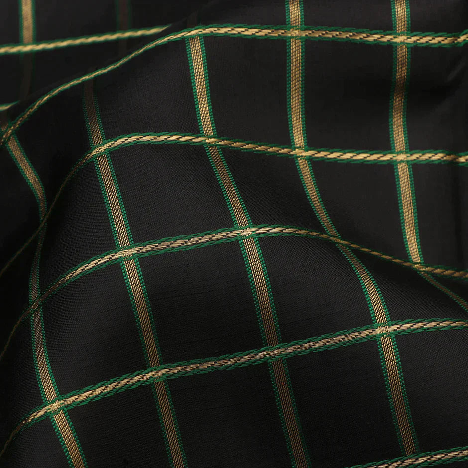 Kanakavalli Kanjivaram Silk Sari 20-040-HS001-00230 - Fabric View