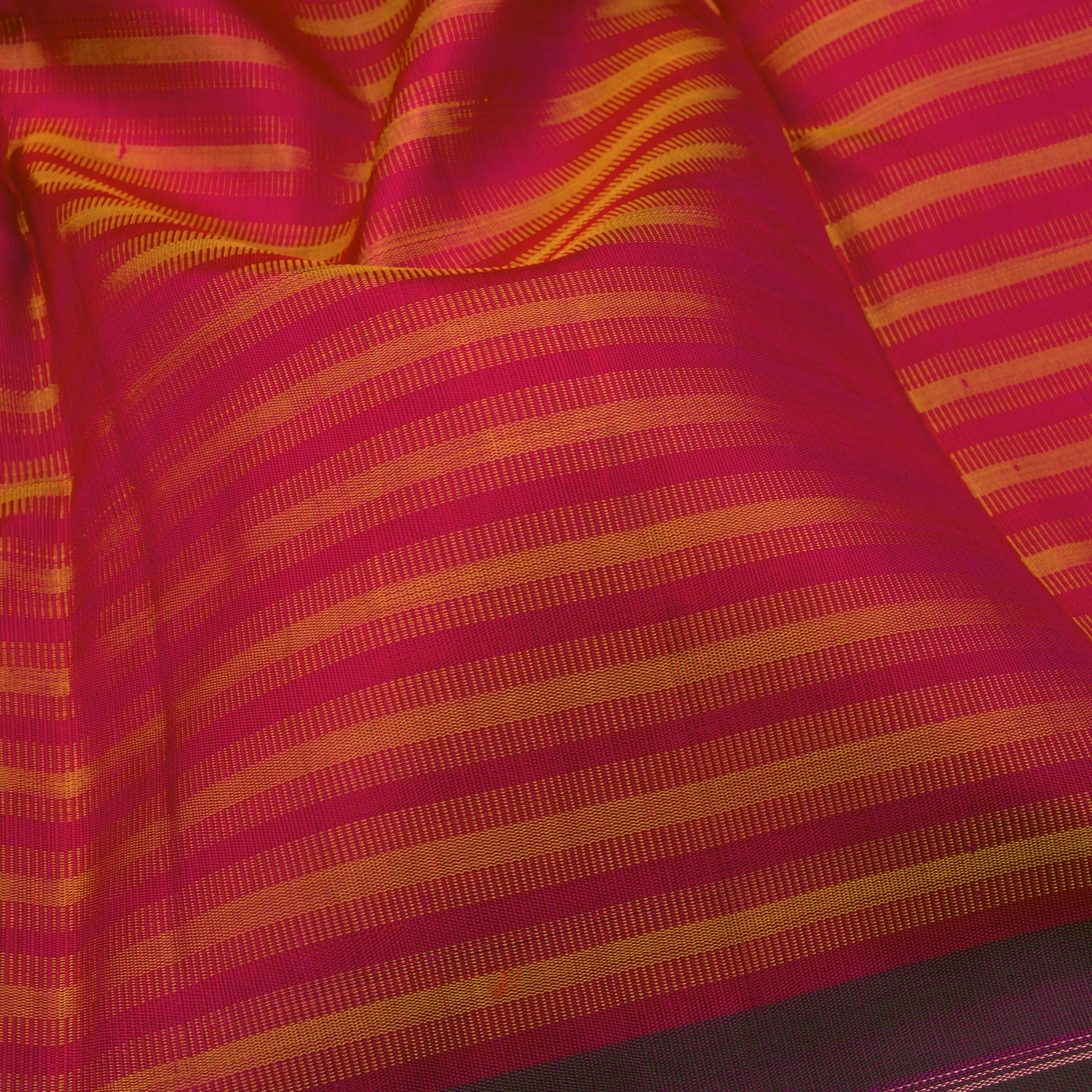 Kanakavalli Kanjivaram Silk Sari 21-609-HS001-06759 - Fabric View