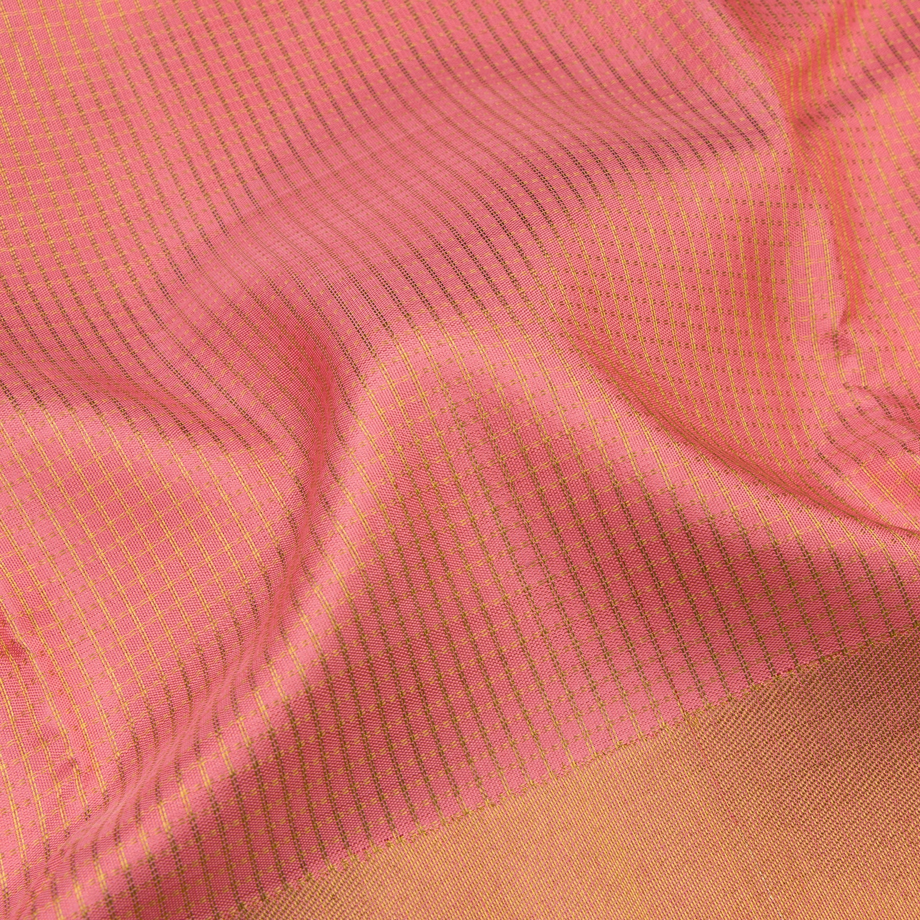 Kanakavalli Kanjivaram Silk Sari 22-100-HS001-08795 - Fabric View