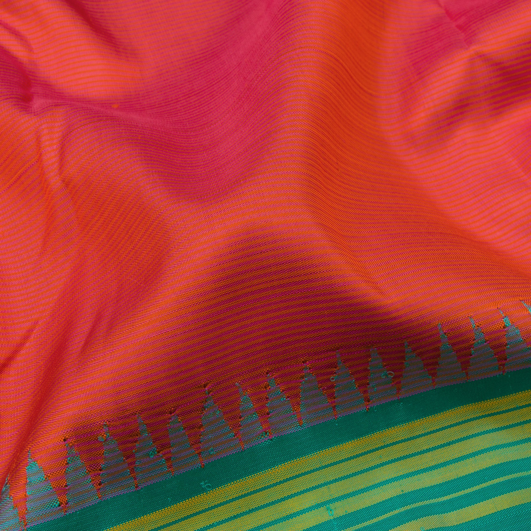 Kanakavalli Kanjivaram Silk Sari 22-100-HS001-11748 - Fabric View
