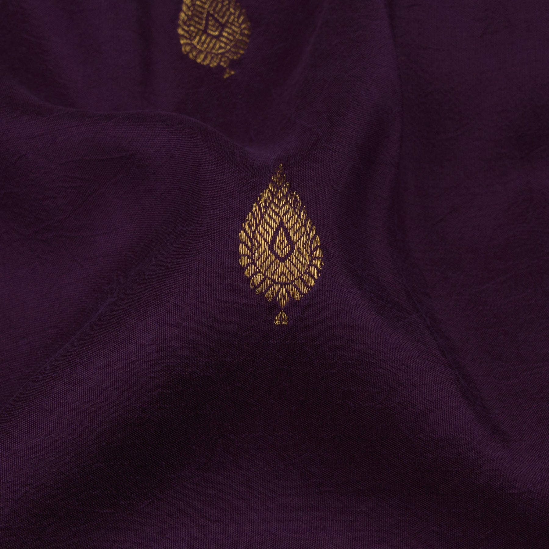 Kanakavalli Kanjivaram Silk Sari 22-110-HS001-05942 - Fabric View