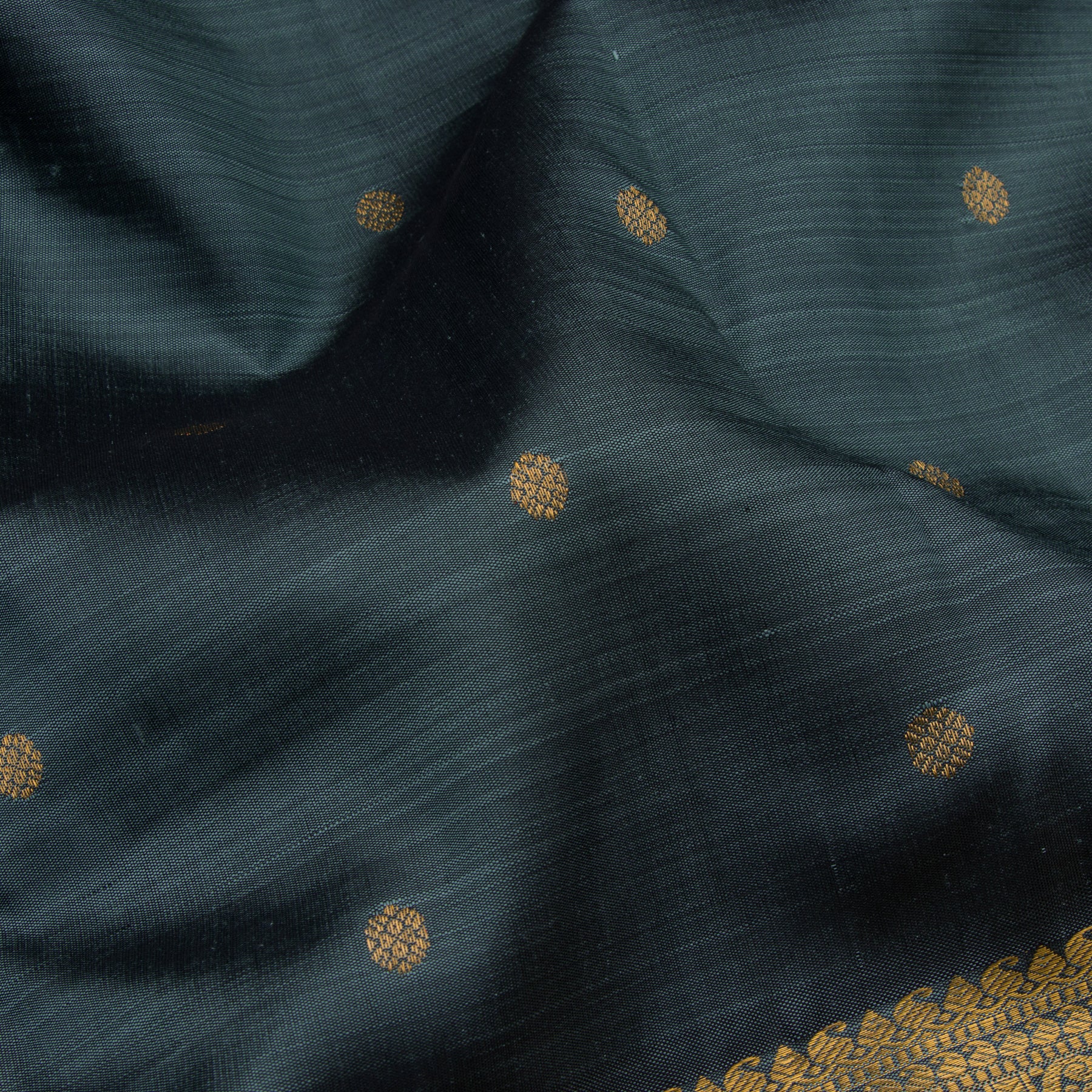 Kanakavalli Kanjivaram Silk Sari 22-110-HS001-05977 - Fabric View