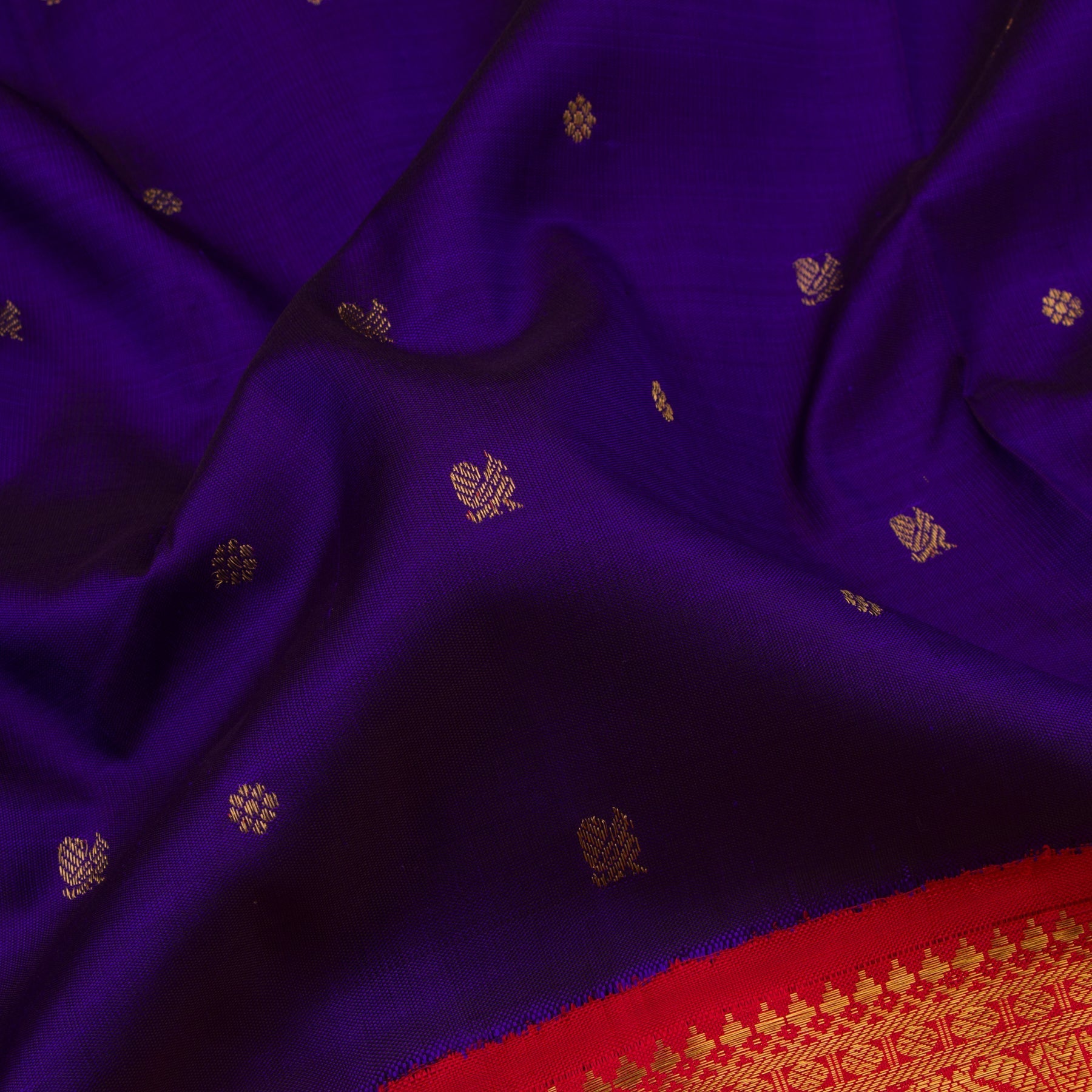 Kanakavalli Kanjivaram Silk Sari 22-110-HS001-08895 - Fabric View