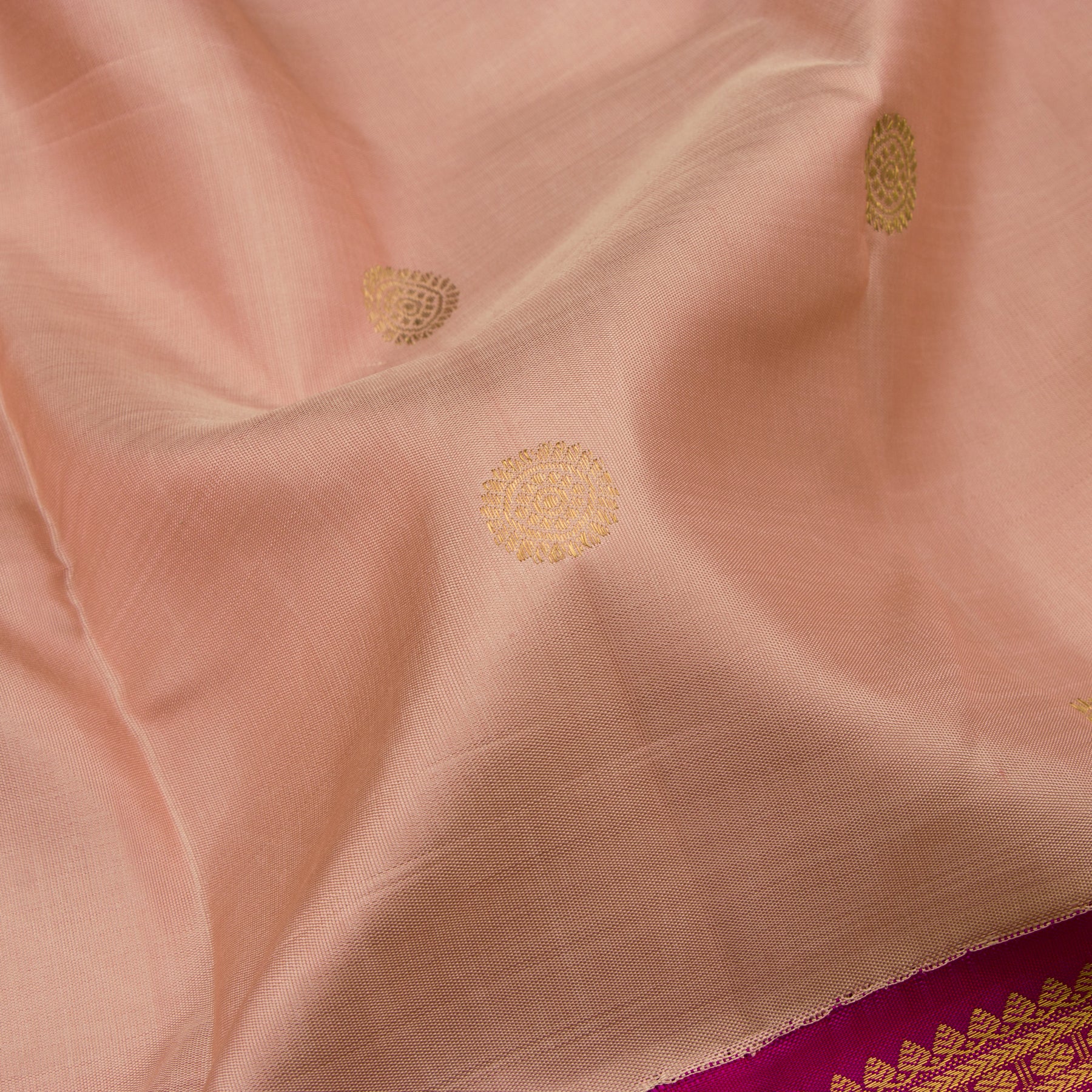 Kanakavalli Kanjivaram Silk Sari 22-110-HS001-12620 - Fabric View