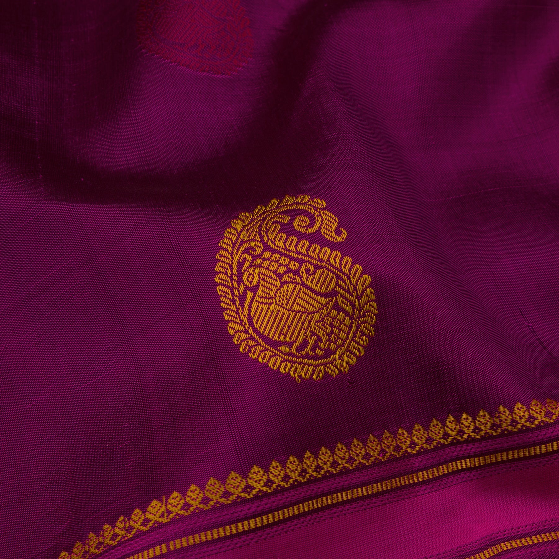 Kanakavalli Kanjivaram Silk Sari 22-560-HS001-14979 - Fabric View