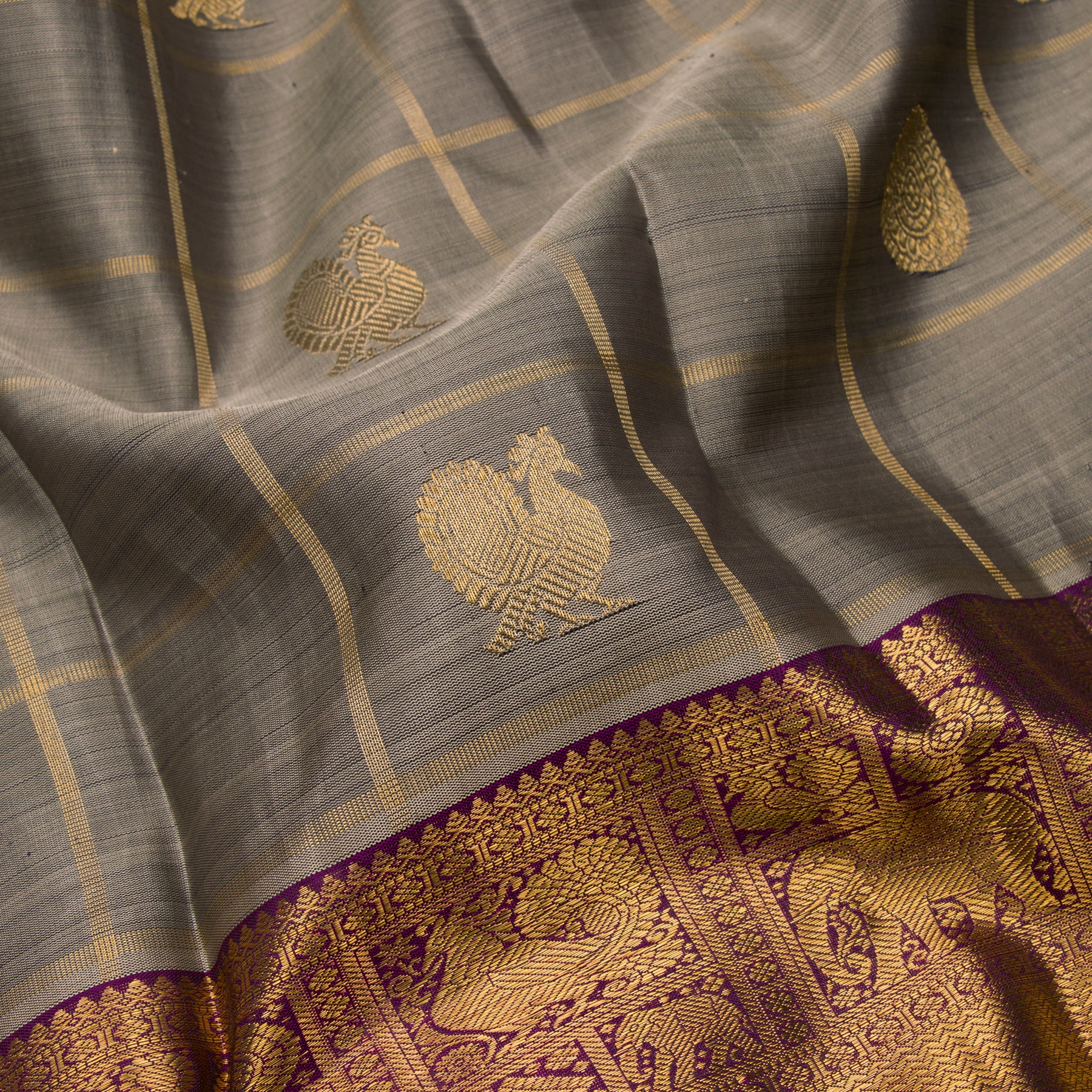 Kanakavalli Kanjivaram Silk Sari 22-599-HS001-12117 - Fabric View