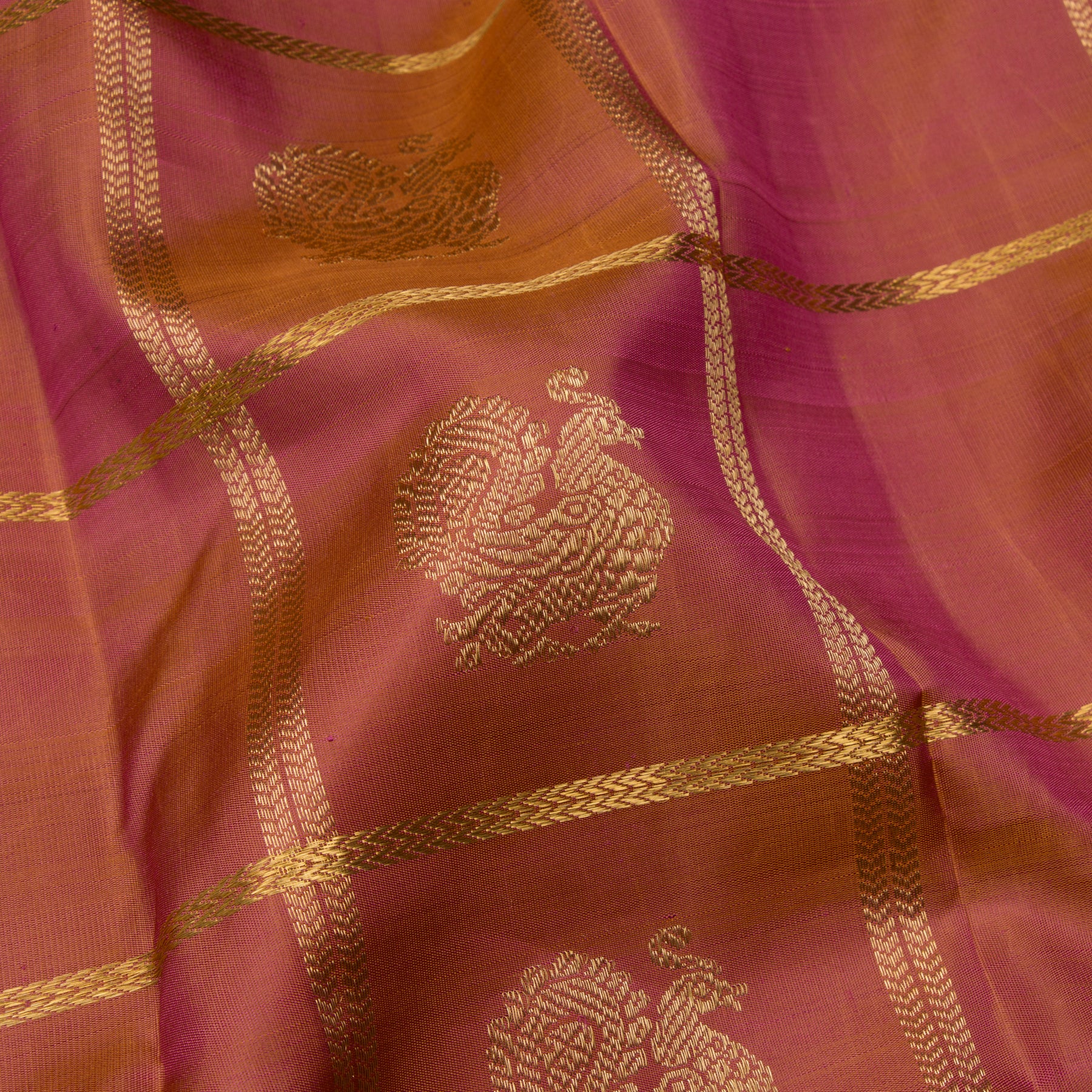 Kanakavalli Kanjivaram Silk Sari 23-040-HS001-03229 - Fabric View