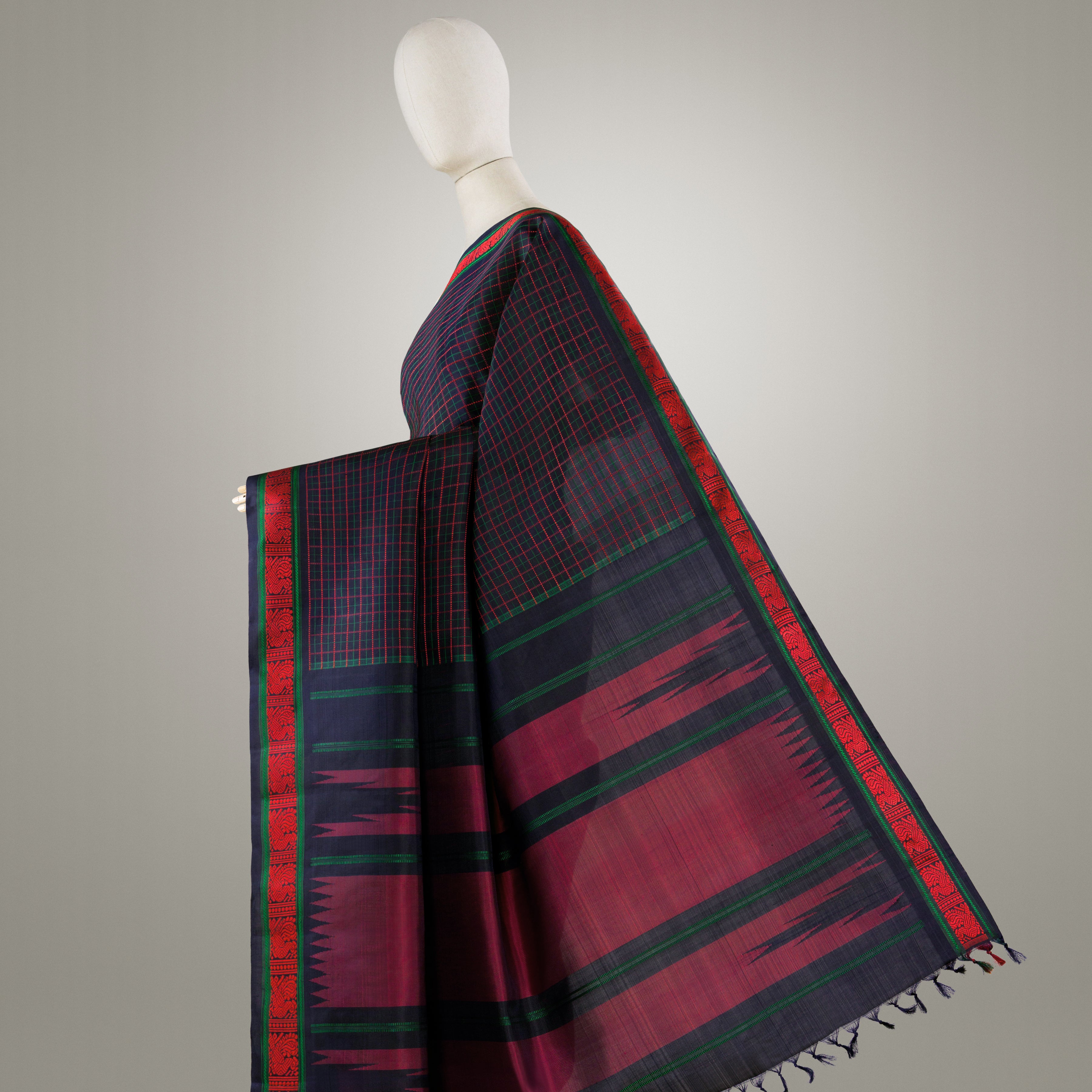 Kanakavalli Kanjivaram Silk Sari 23-040-HS001-11572 - Drape View 1