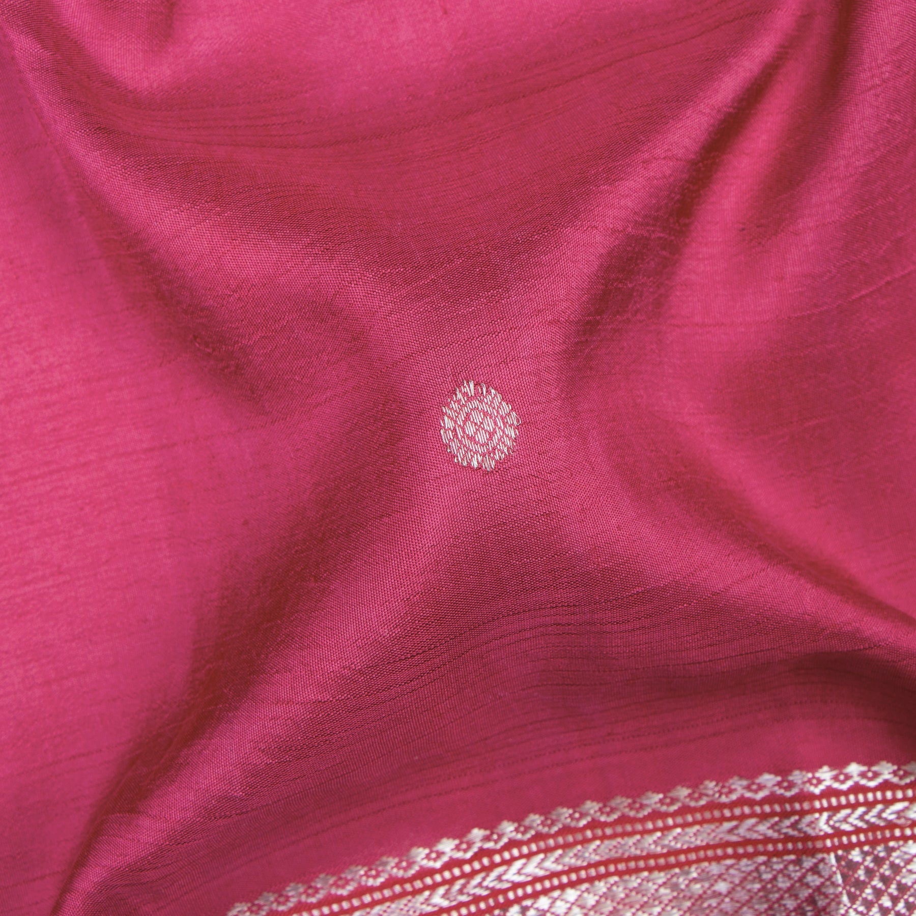 Kanakavalli Kanjivaram Silk Sari 23-040-HS001-13188 - Fabric View