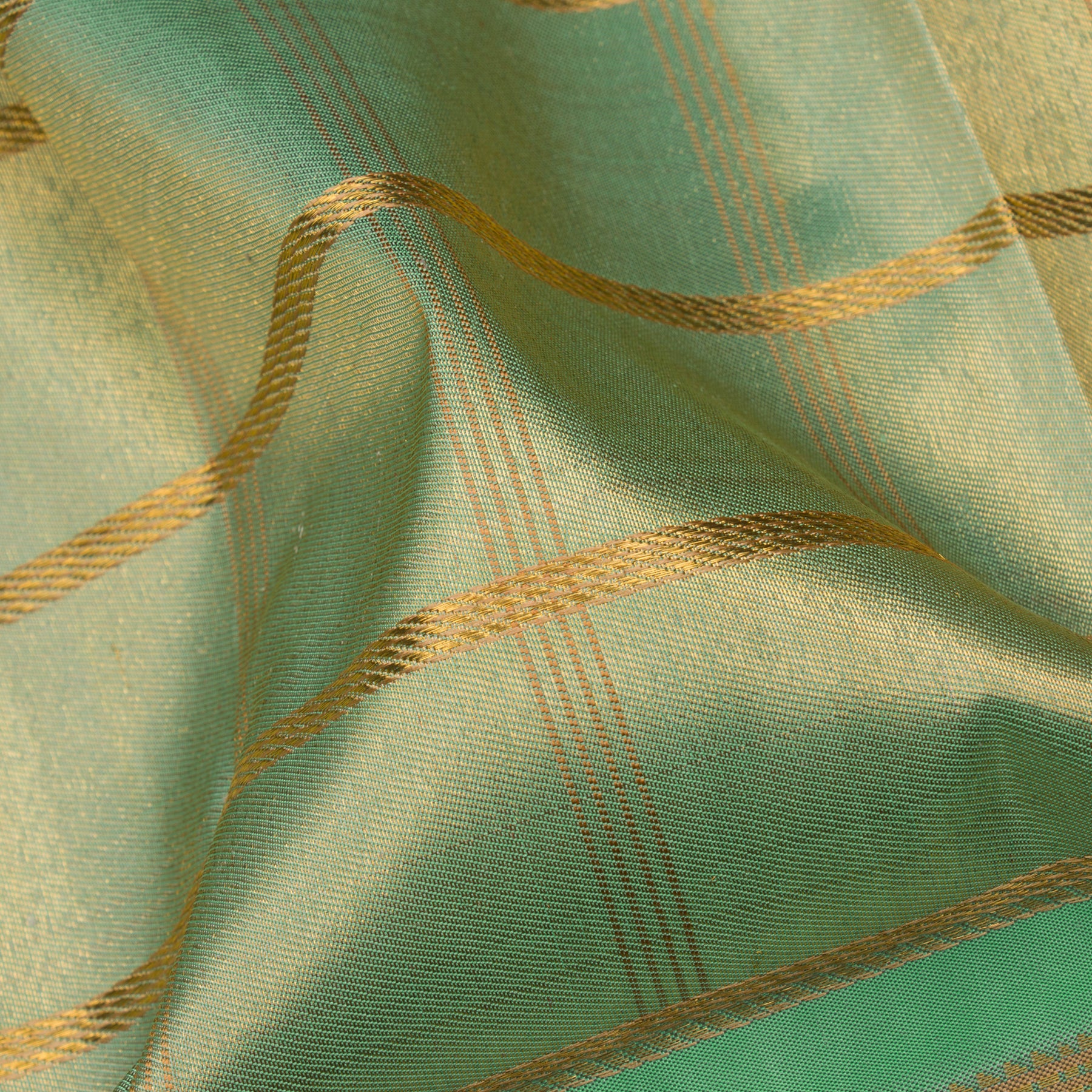 Kanakavalli Kanjivaram Silk Sari 23-040-HS001-14540 - Fabric View