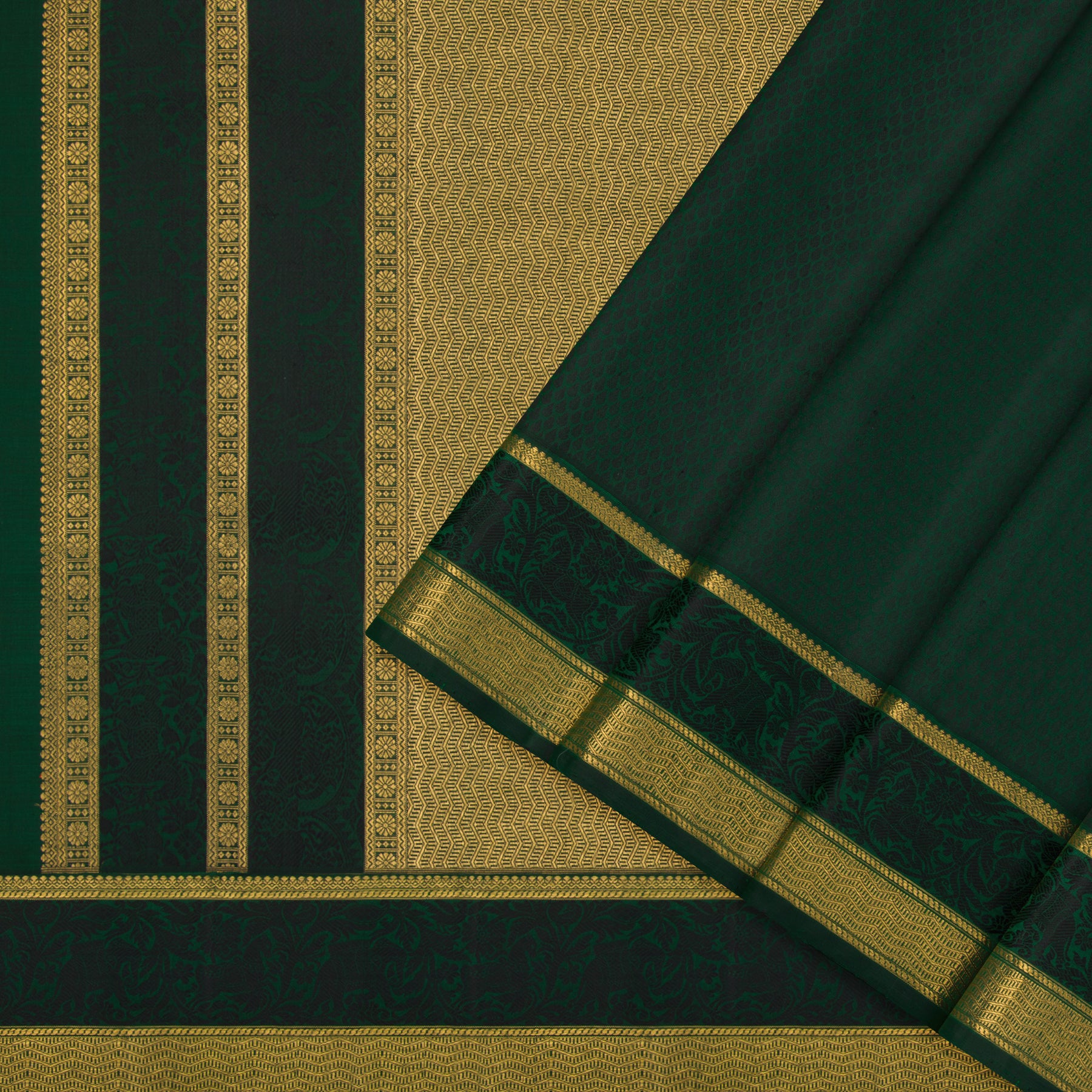 Kanakavalli Kanjivaram Silk Sari 23-100-HS001-00577 - Cover View