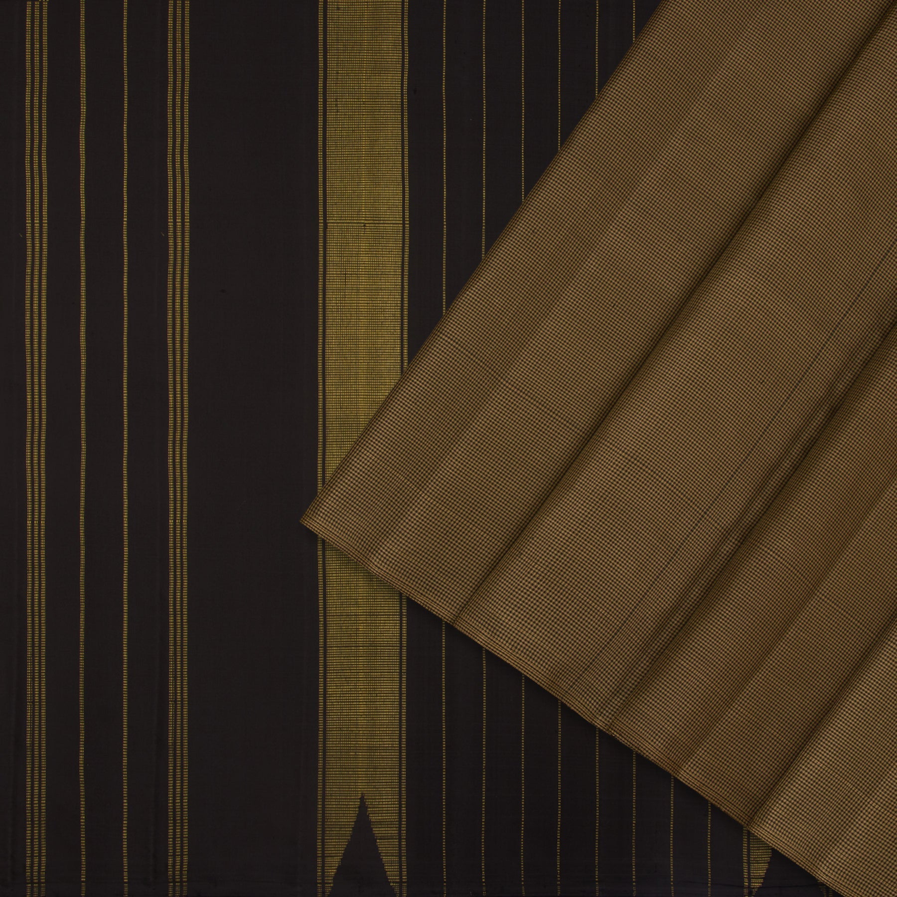 Kanakavalli Kanjivaram Silk Sari 23-100-HS001-00635 - Cover View