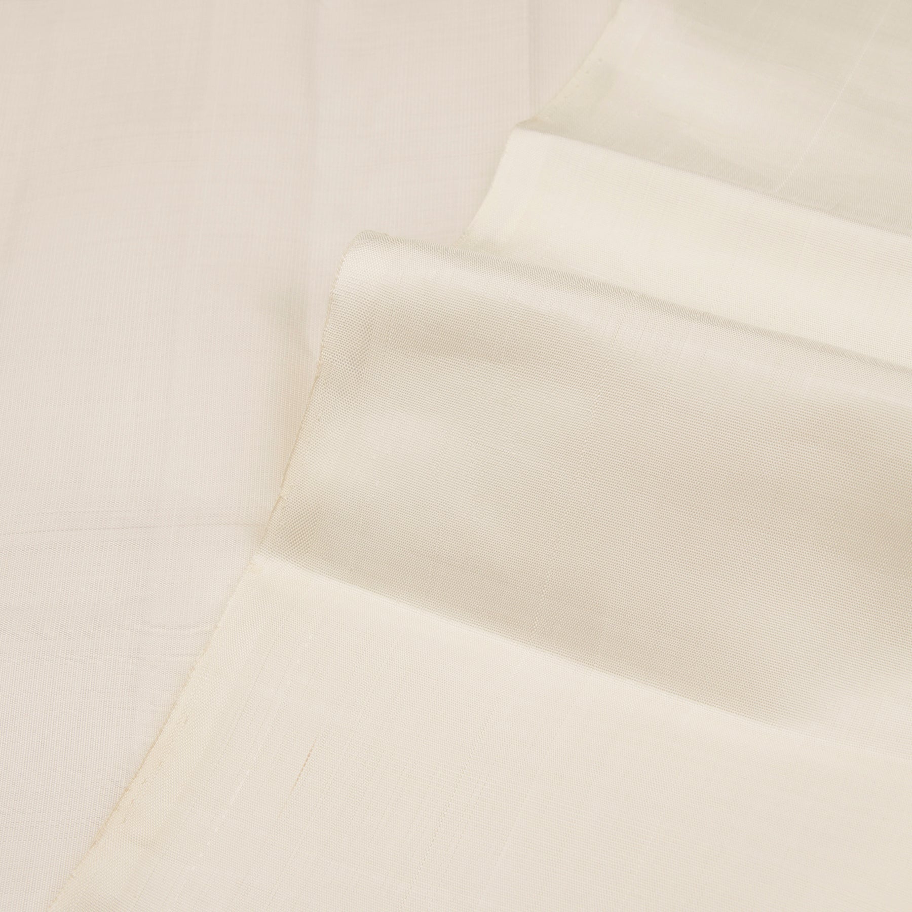 Kanakavalli Kanjivaram Silk Fabric Length 23-110-HF001-06342 - Profile View