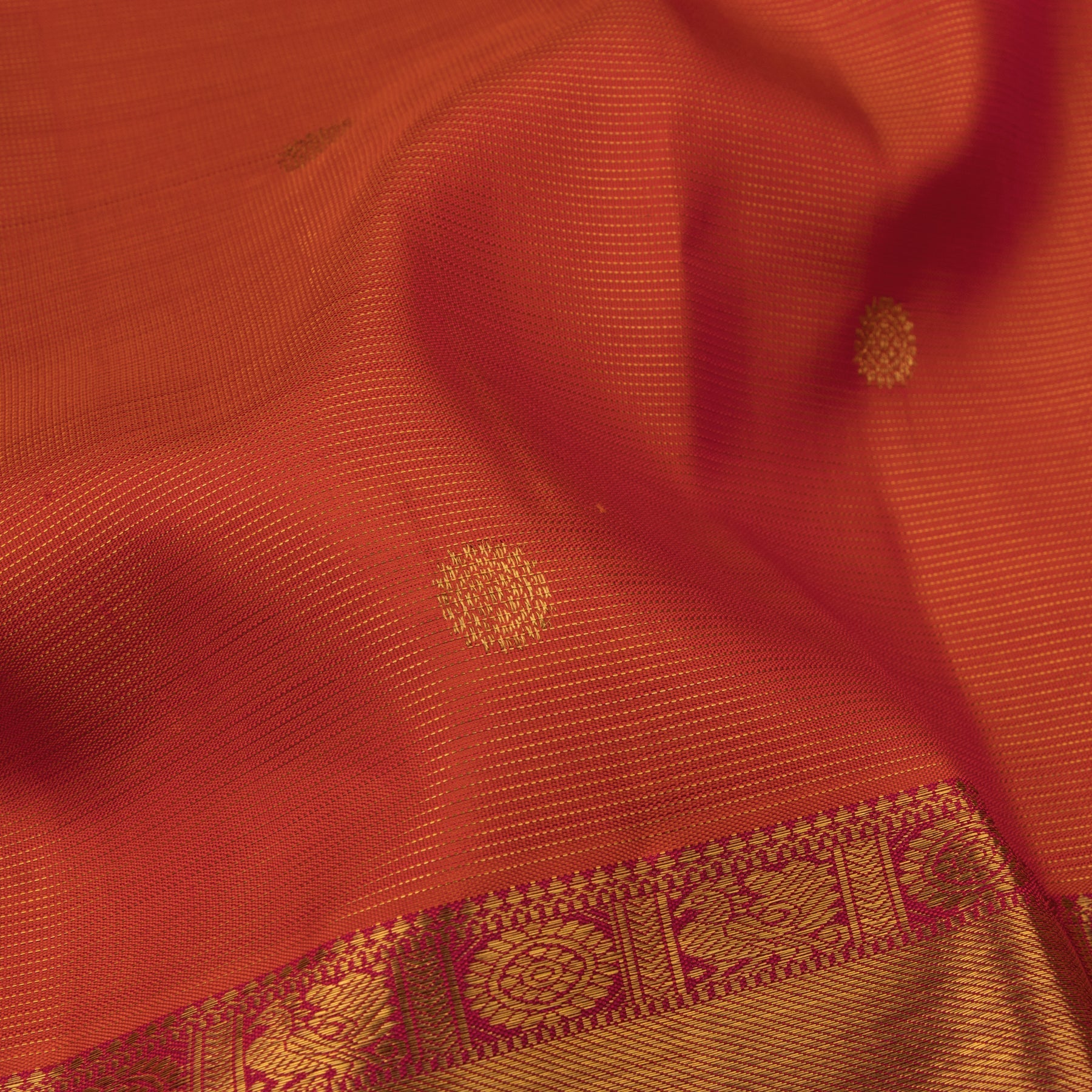 Kanakavalli Kanjivaram Silk Sari 23-110-HS001-01031 - Fabric View