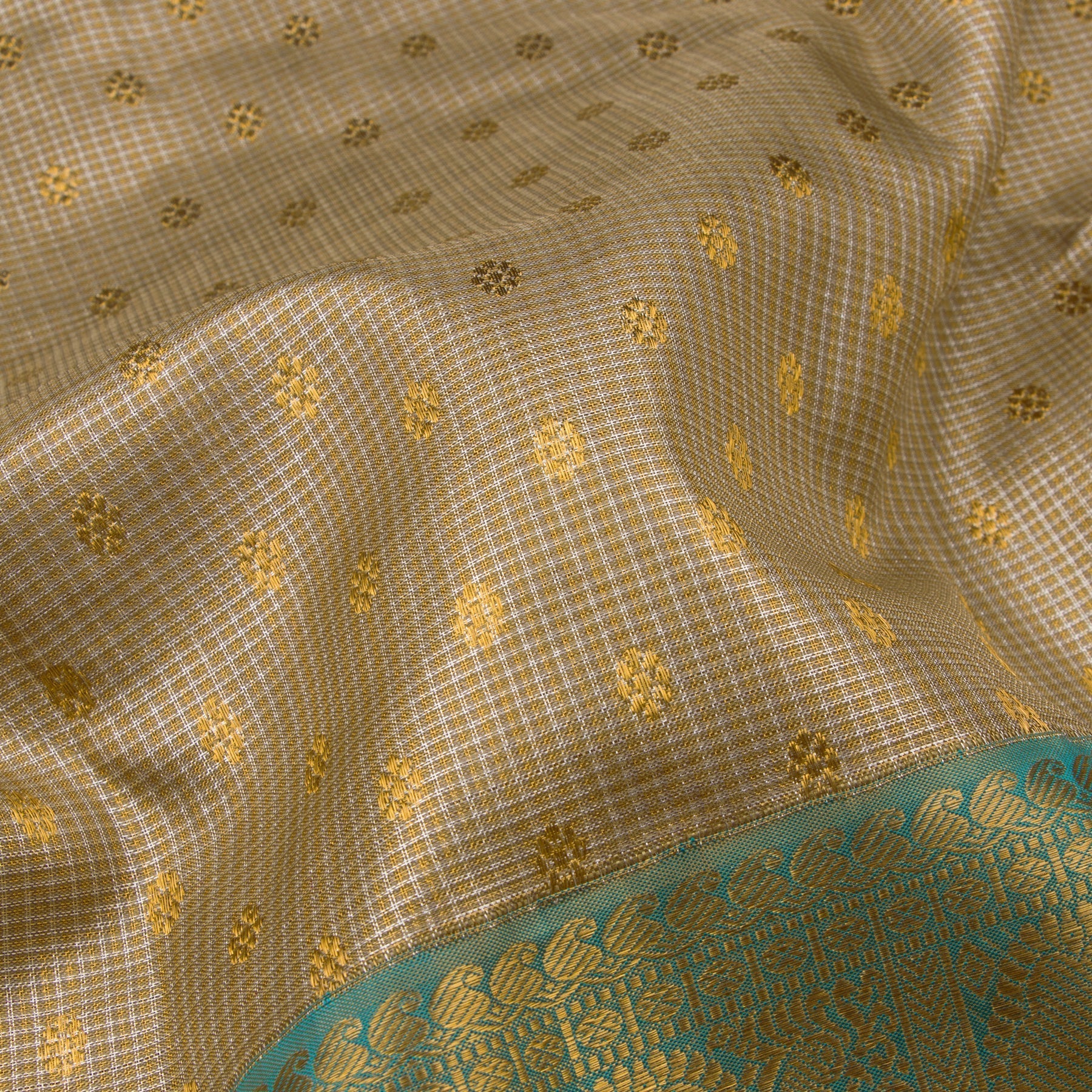 Kanakavalli Kanjivaram Silk Sari 23-110-HS001-02958 - Fabric View