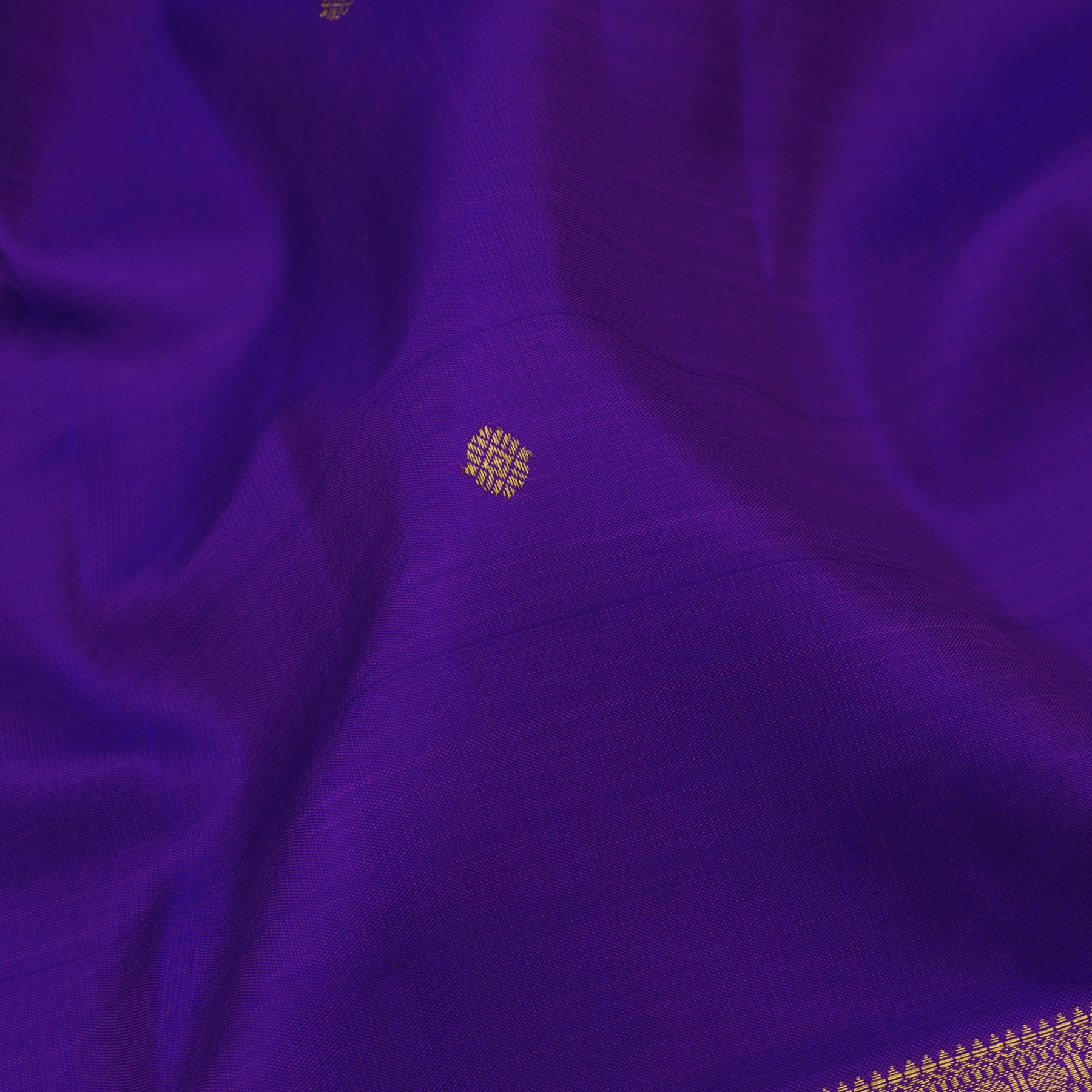 Kanakavalli Kanjivaram Silk Sari 23-110-HS001-03037 - Fabric View