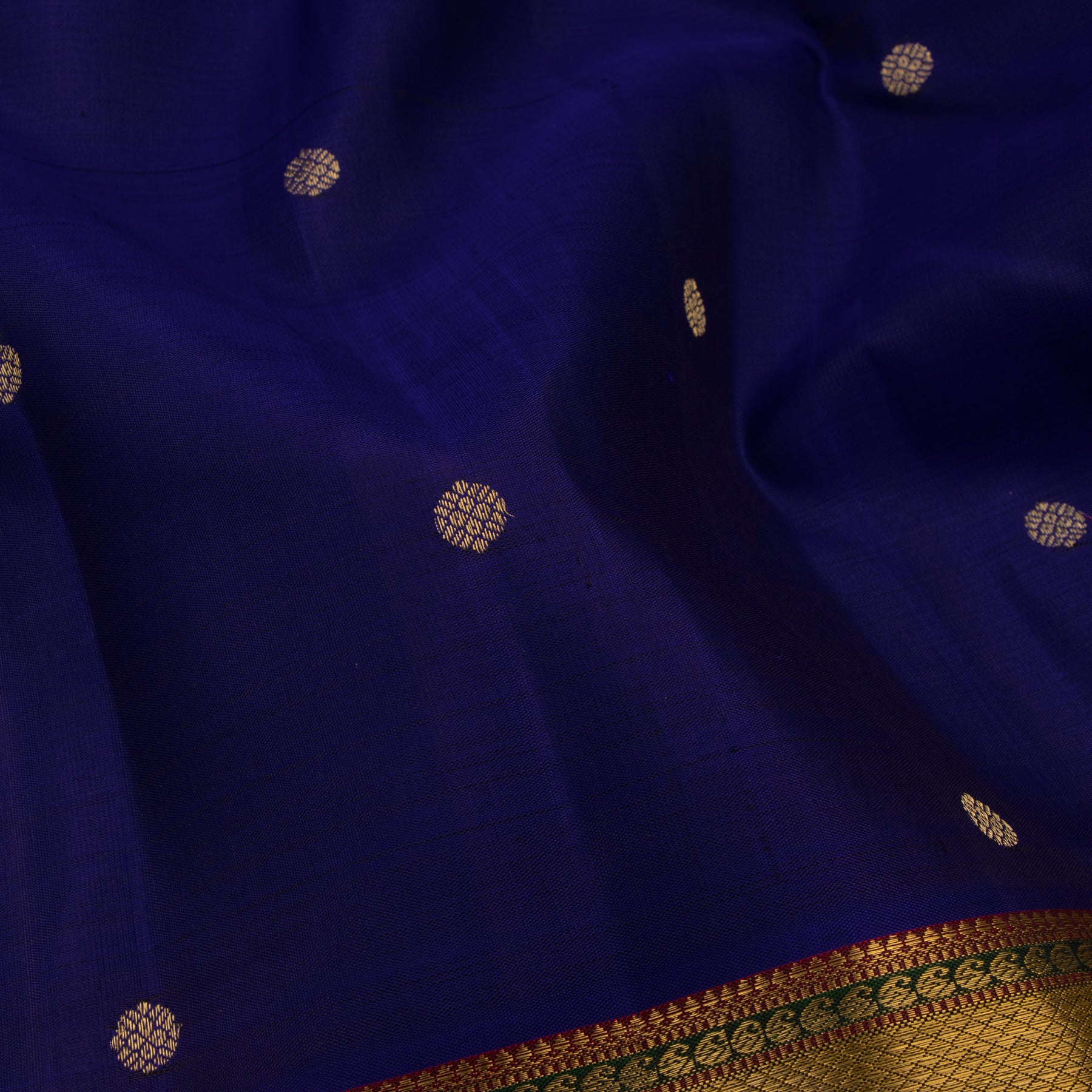 Kanakavalli Kanjivaram Silk Sari 23-110-HS001-03834 - Fabric View