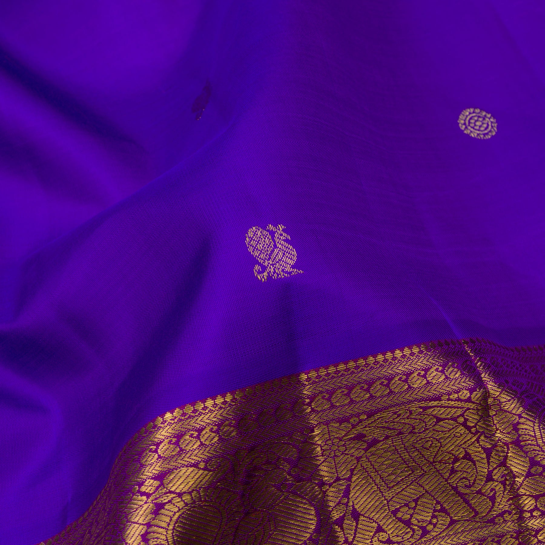 Perfectly Paired: 07015-05147 - Fabric View