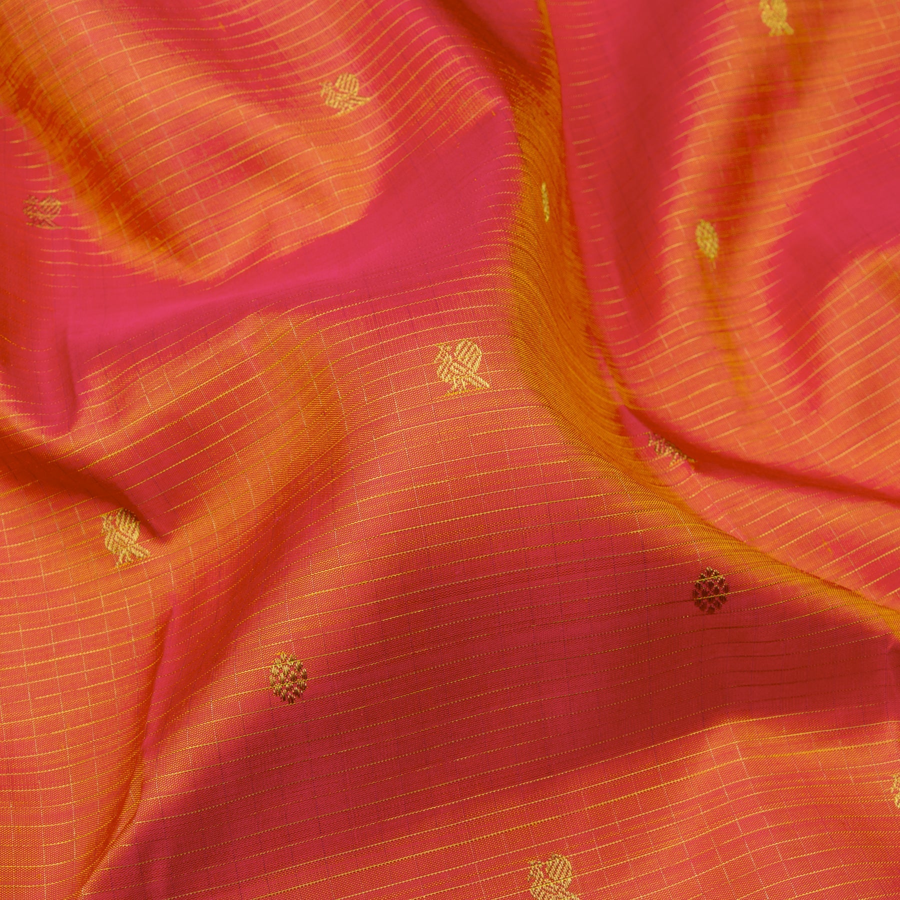 Kanakavalli Kanjivaram Silk Sari 23-110-HS001-08310 - Fabric View