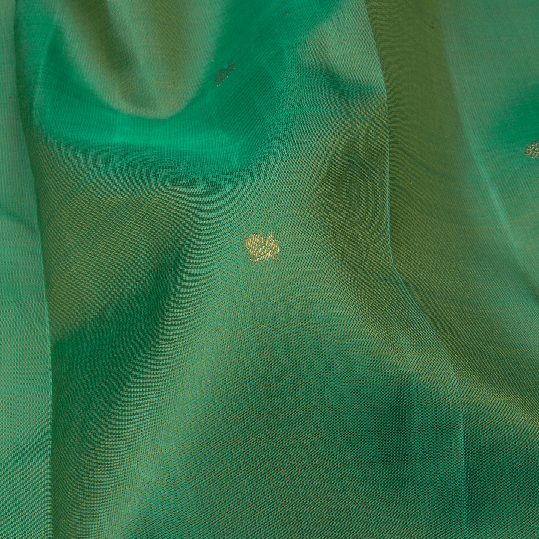 Kanakavalli Kanjivaram Silk Sari 23-110-HS001-14314 - Fabric View