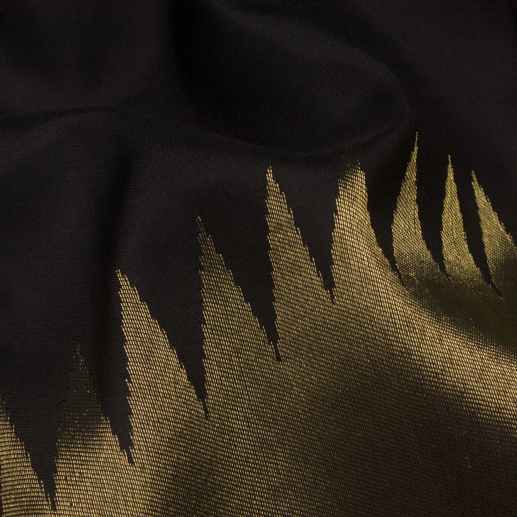 Kanakavalli Kanjivaram Silk Sari 23-560-HS001-13226 - Fabric View