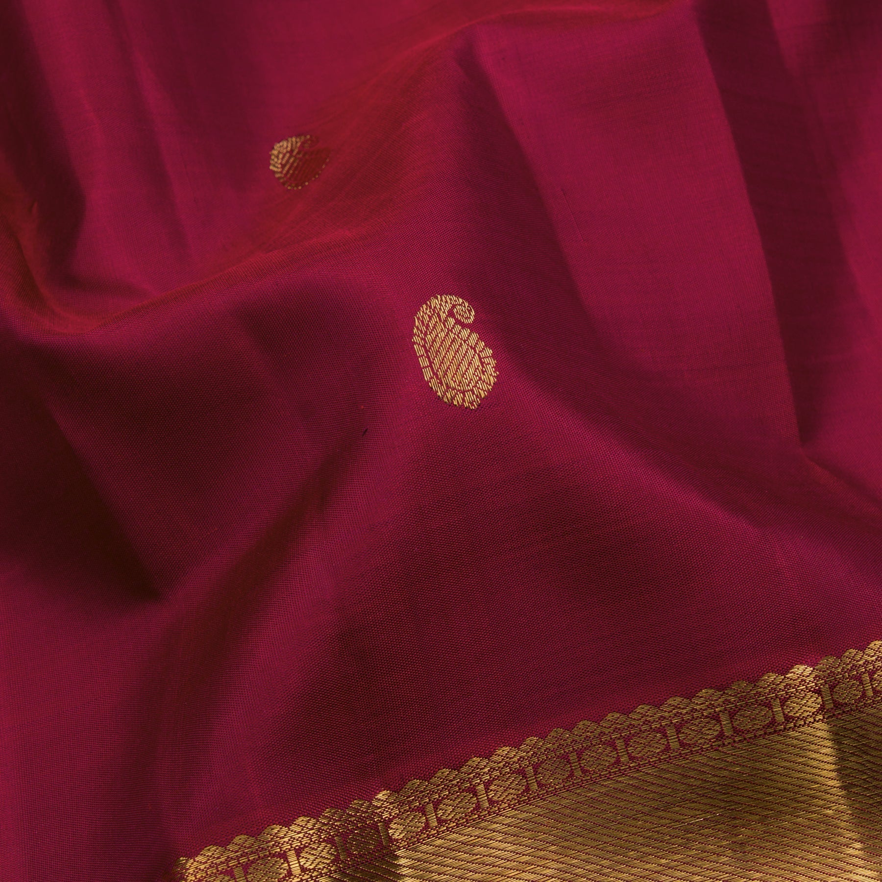 Kanakavalli Kanjivaram Silk Sari 23-595-HS001-02896 - Fabric View