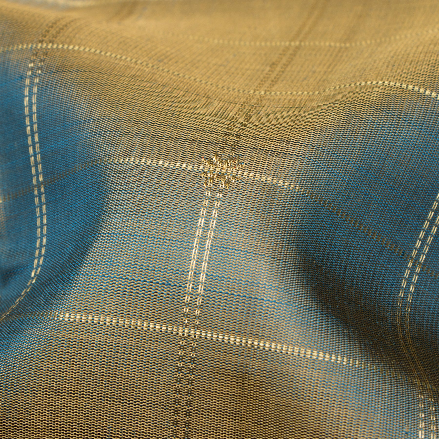 Kanakavalli Kanjivaram Silk Sari 23-595-HS001-09585 - Fabric View