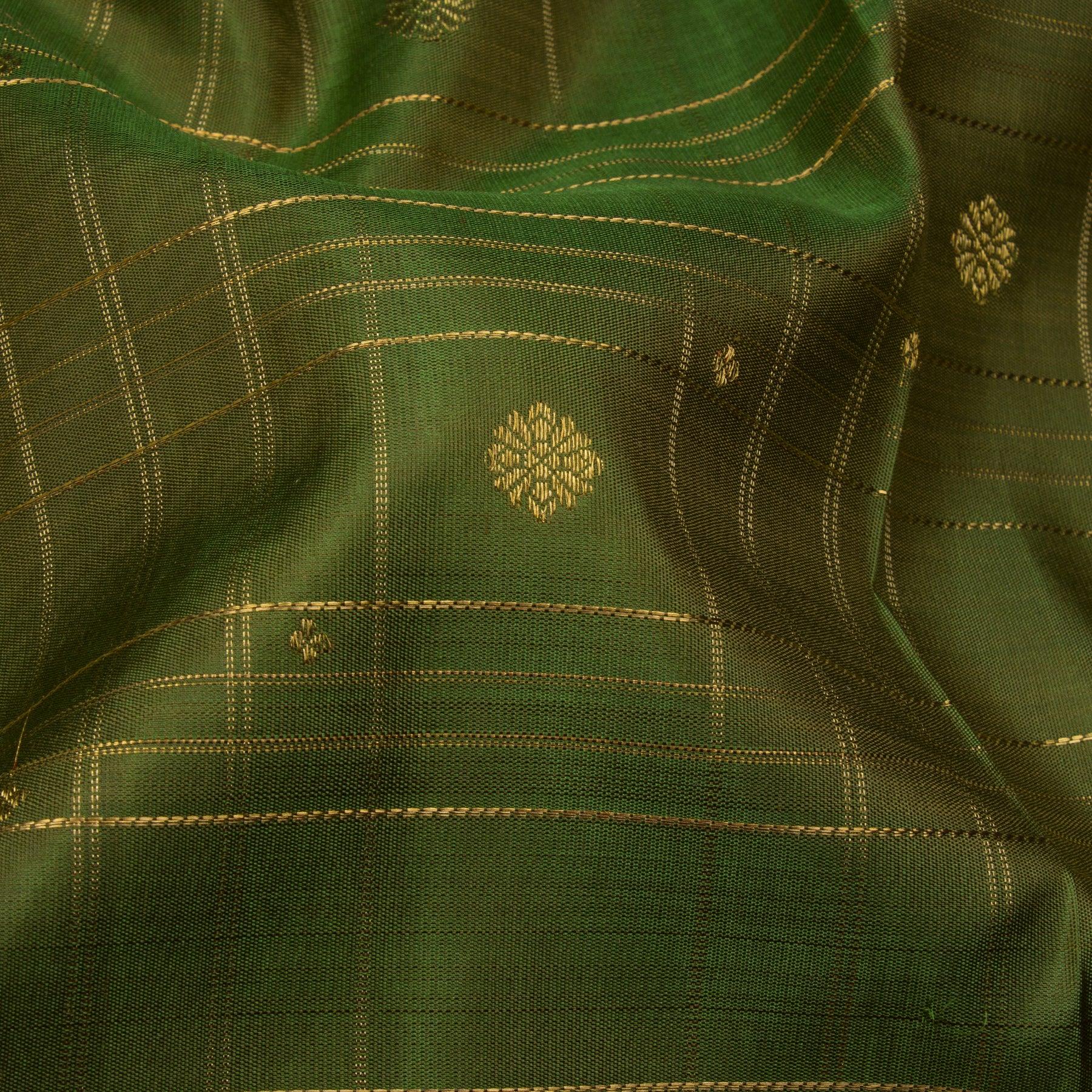 Kanakavalli Kanjivaram Silk Sari 23-595-HS001-09610 - Fabric View