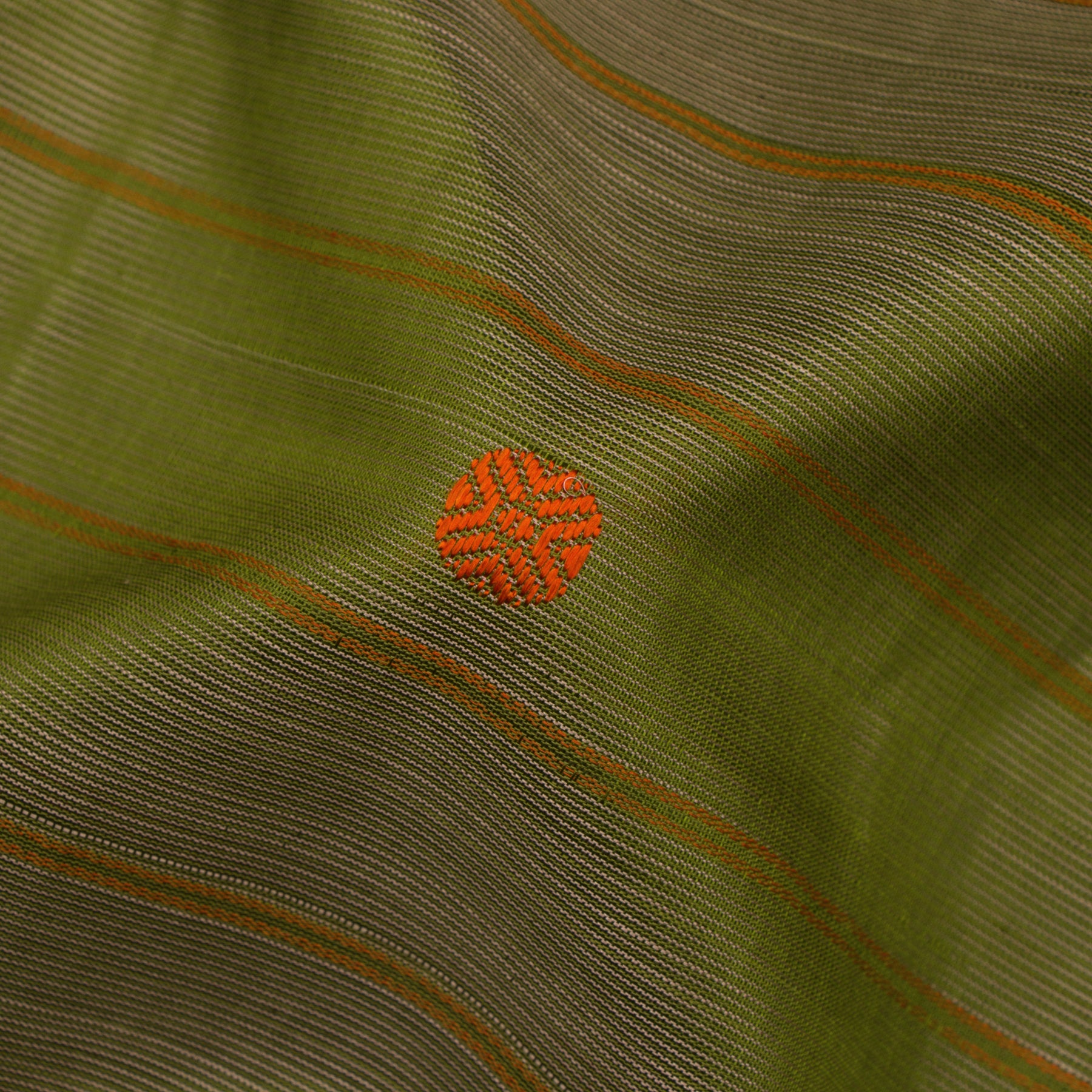 Kanakavalli Silk/Cotton Sari 23-598-HS005-14726 - Fabric View