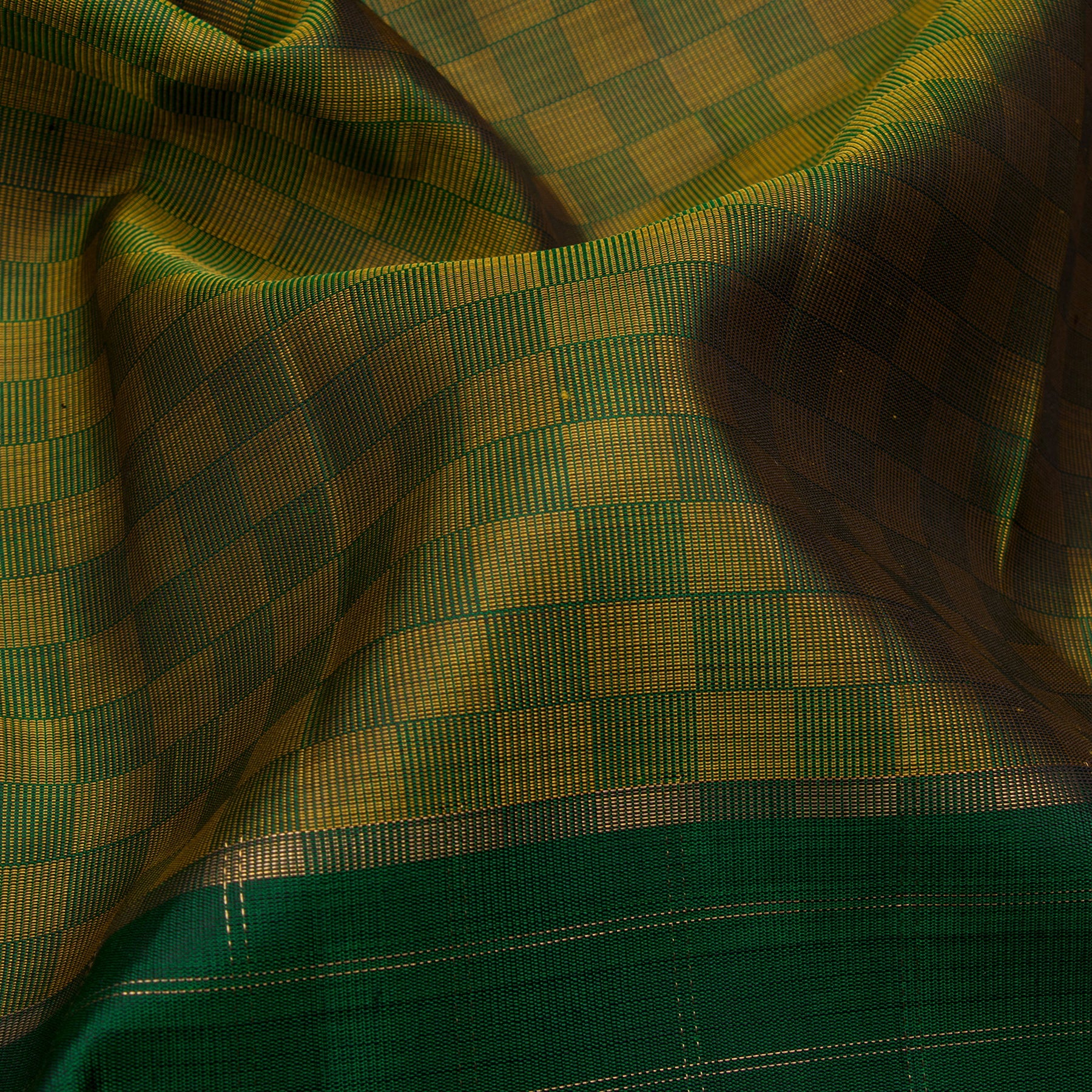 Kanakavalli Kanjivaram Silk Sari 23-599-HS001-04016 - Fabric View
