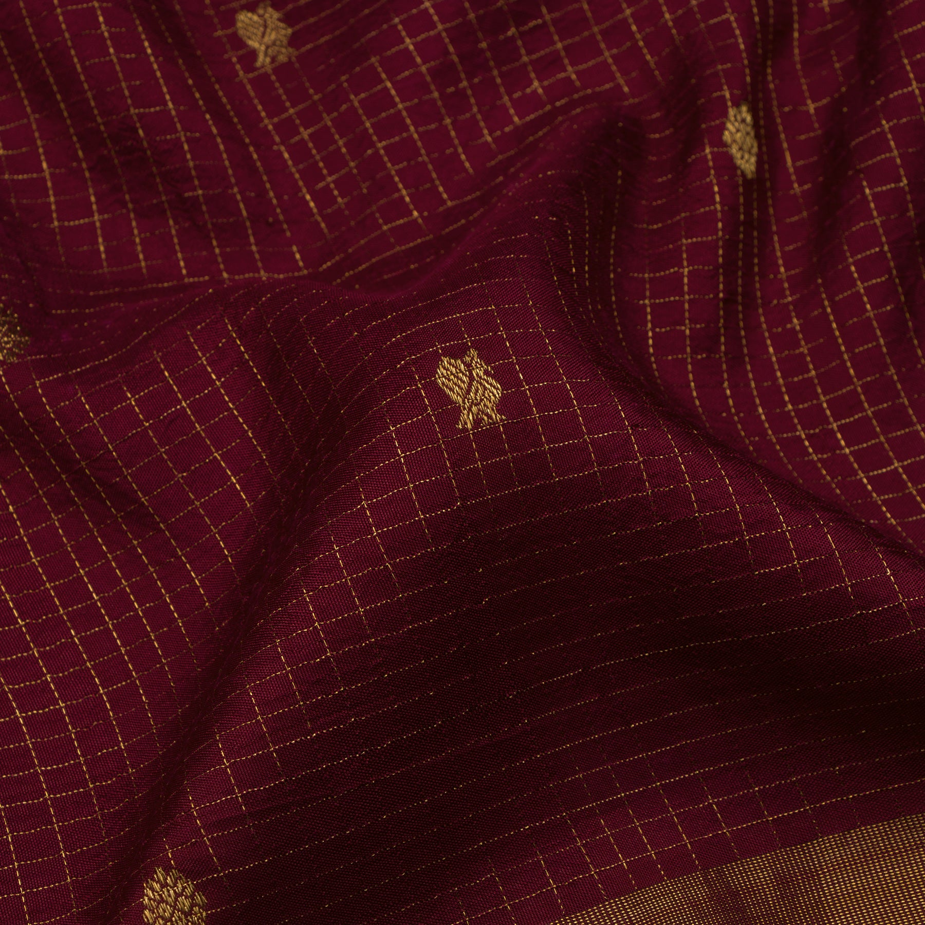 Kanakavalli Kanjivaram Silk Sari 23-599-HS001-06827 - Fabric View
