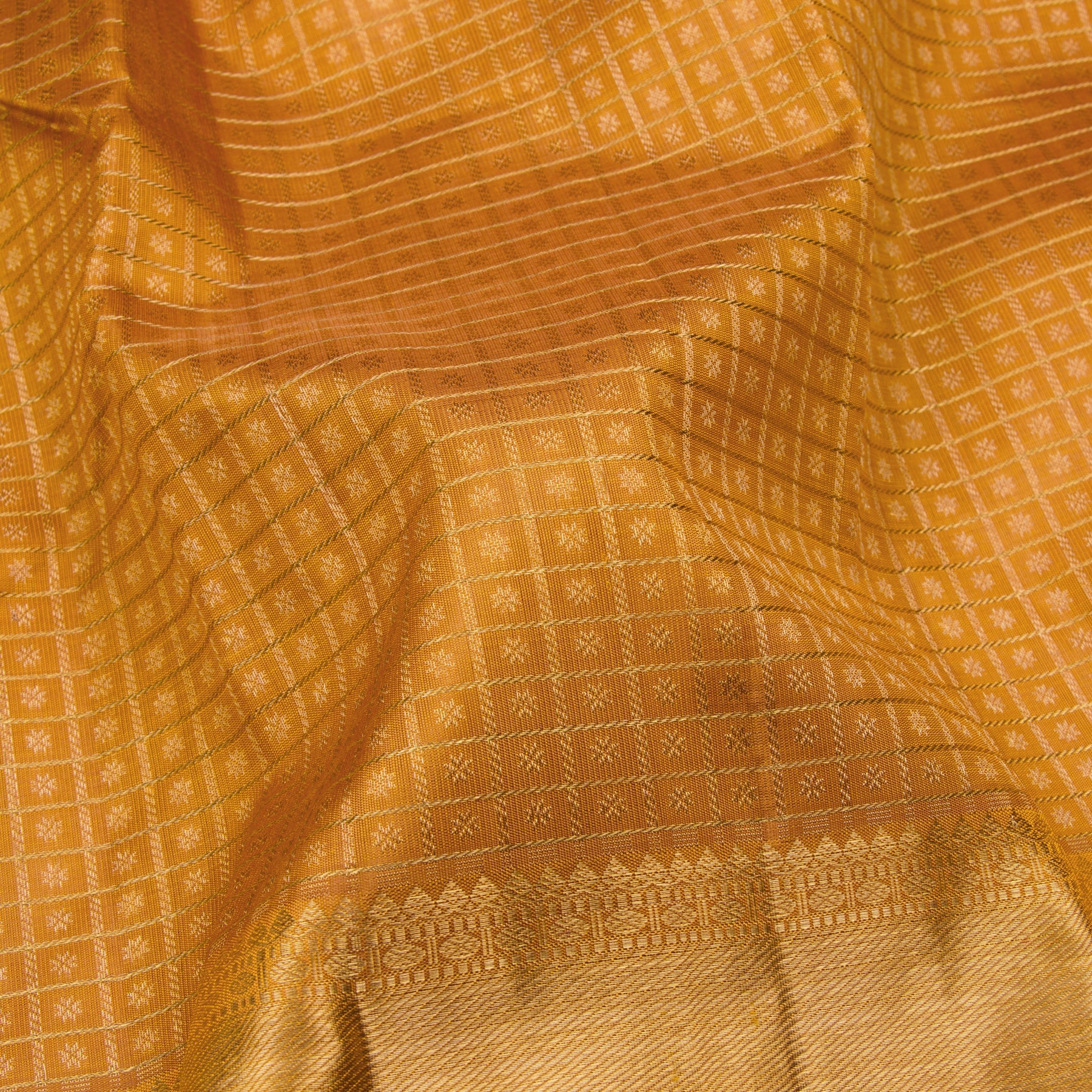 Kanakavalli Kanjivaram Silk Sari 23-599-HS001-10798 - Fabric View