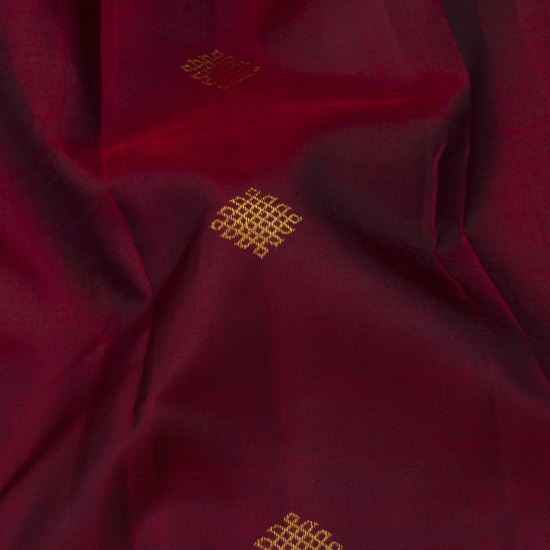 Kanakavalli Kanjivaram Silk Sari 23-599-HS001-13799 - Fabric View
