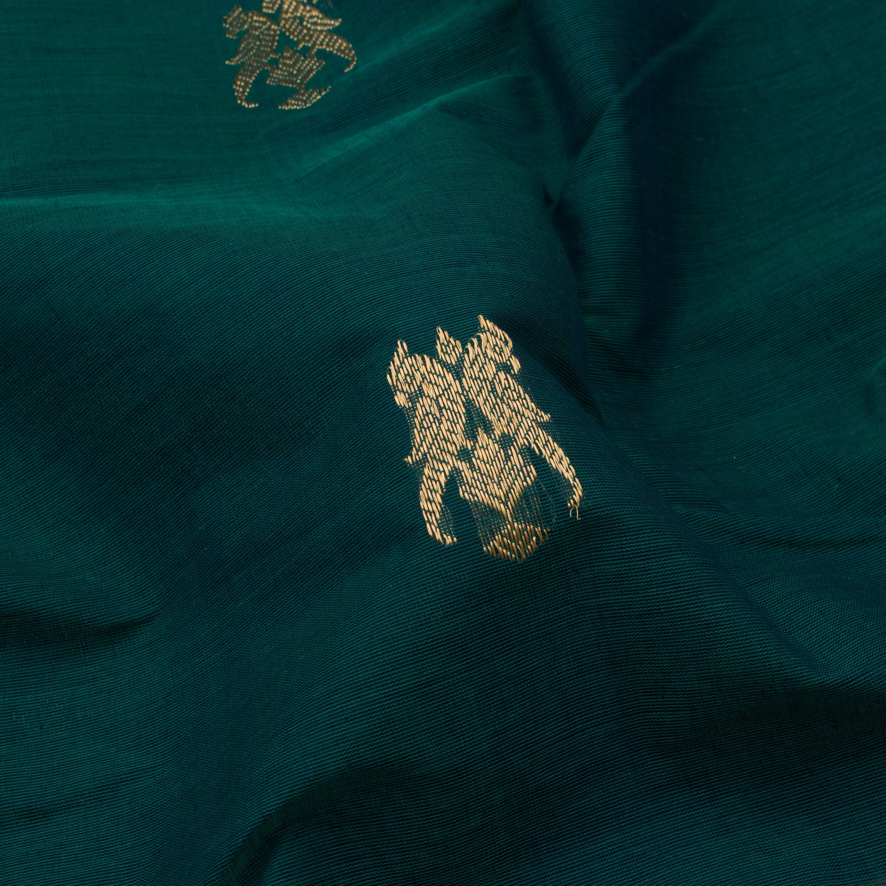 Kanakavalli Kanchi Cotton Sari 23-613-HS003-03457 - Fabric View