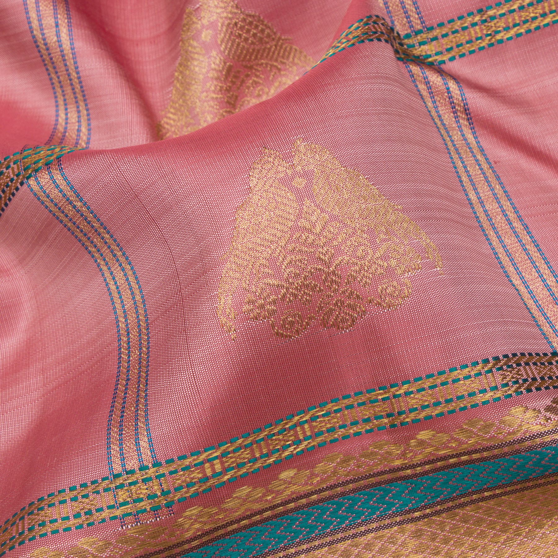 Kanakavalli Kanjivaram Silk Sari 24-041-HS001-04774 - Fabric View