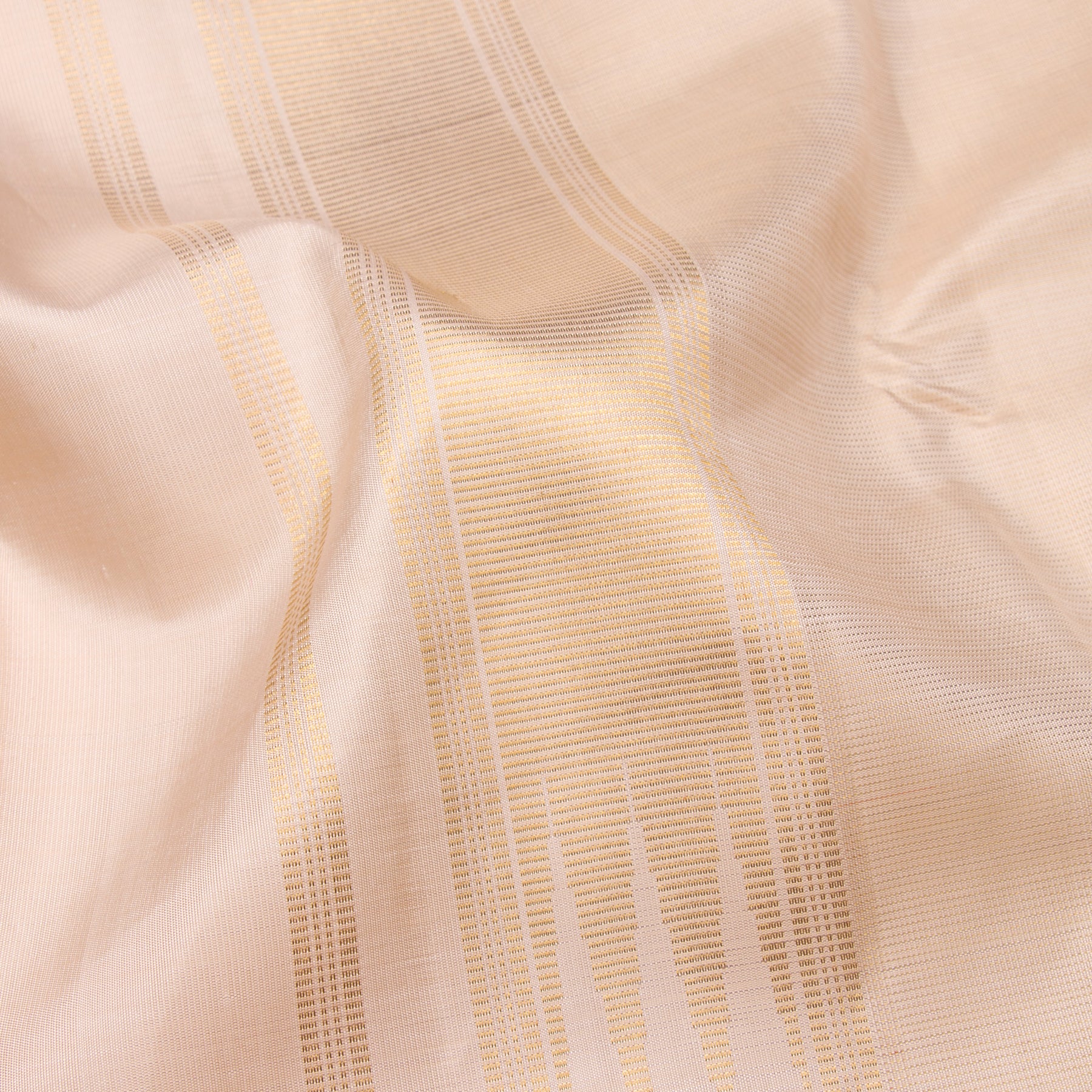 Kanakavalli Kanjivaram Silk Angavastram CO-ORD 24-110-AF001-00217 - Detail Fabric View