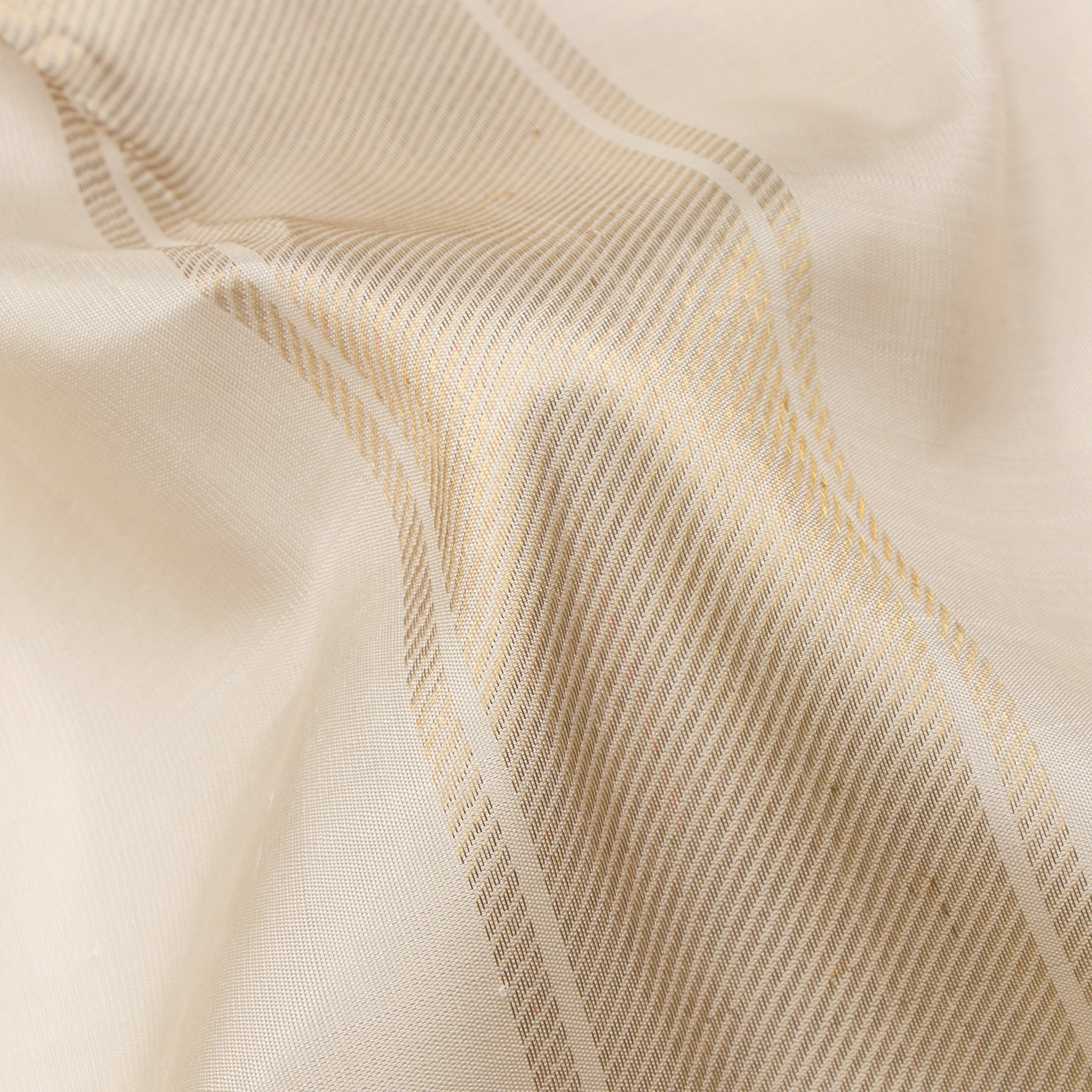 Kanakavalli Kanjivaram Silk Angavastram CO-ORD 24-110-AF001-05551 - Detailed Fabric View