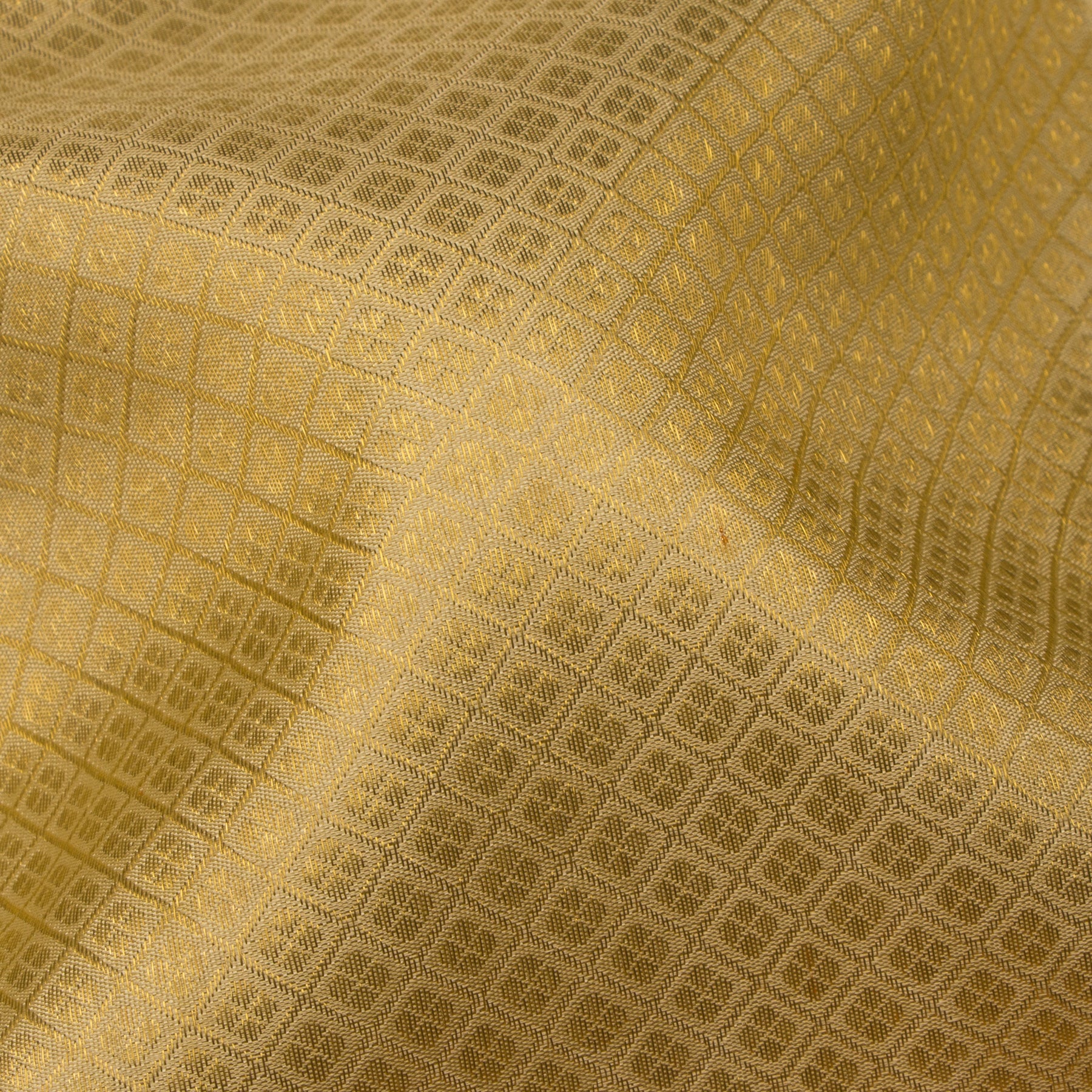 Kanakavalli Kanjivaram Silk Sari 24-110-HS001-00964 - Fabric View