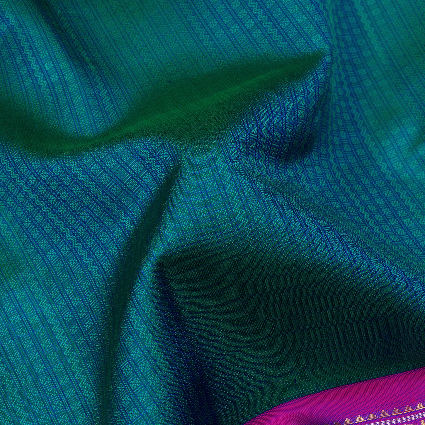 Kanakavalli Kanjivaram Silk Sari 24-110-HS001-01826 - Fabric View