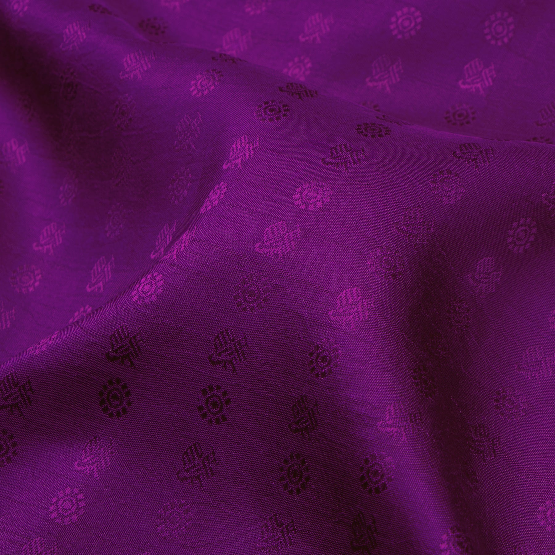 Kanakavalli Kanjivaram Silk Sari 24-110-HS001-01828 - Fabric View