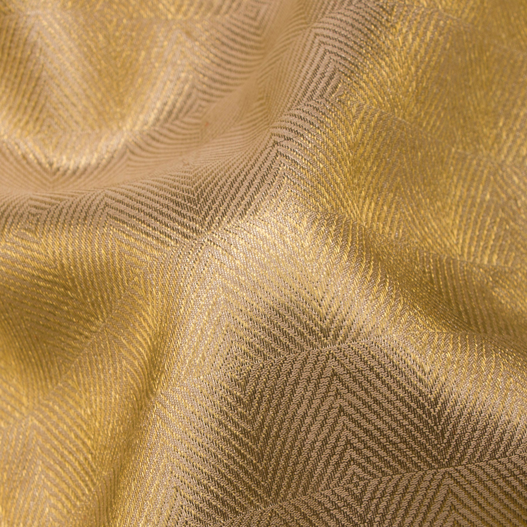 Kanakavalli Kanjivaram Silk Sari 24-110-HS001-02001 - Fabric View