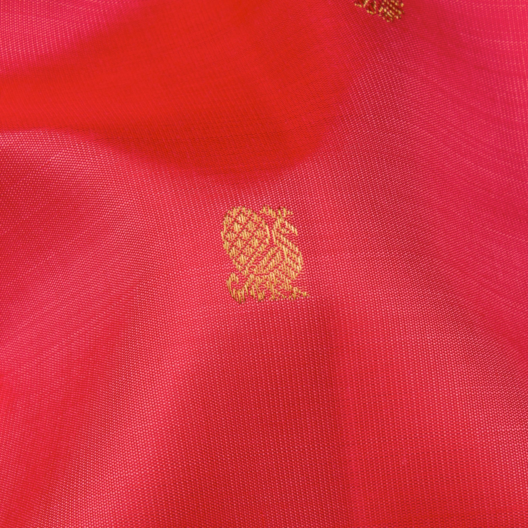 Kanakavalli Kanjivaram Silk Sari 24-110-HS001-03008 - Fabric View