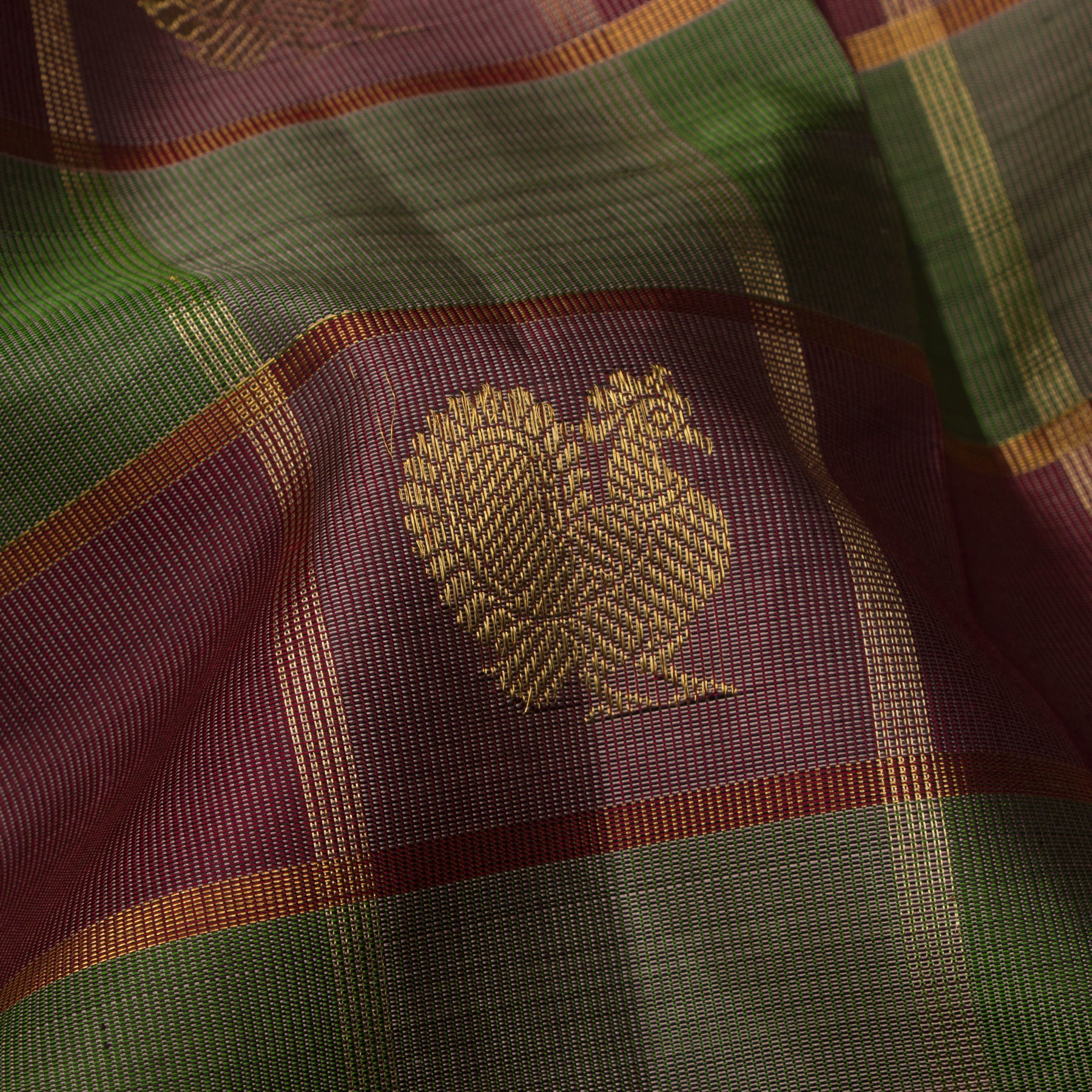 Kanakavalli Kanjivaram Silk Sari 24-110-HS001-04194 - Fabric View