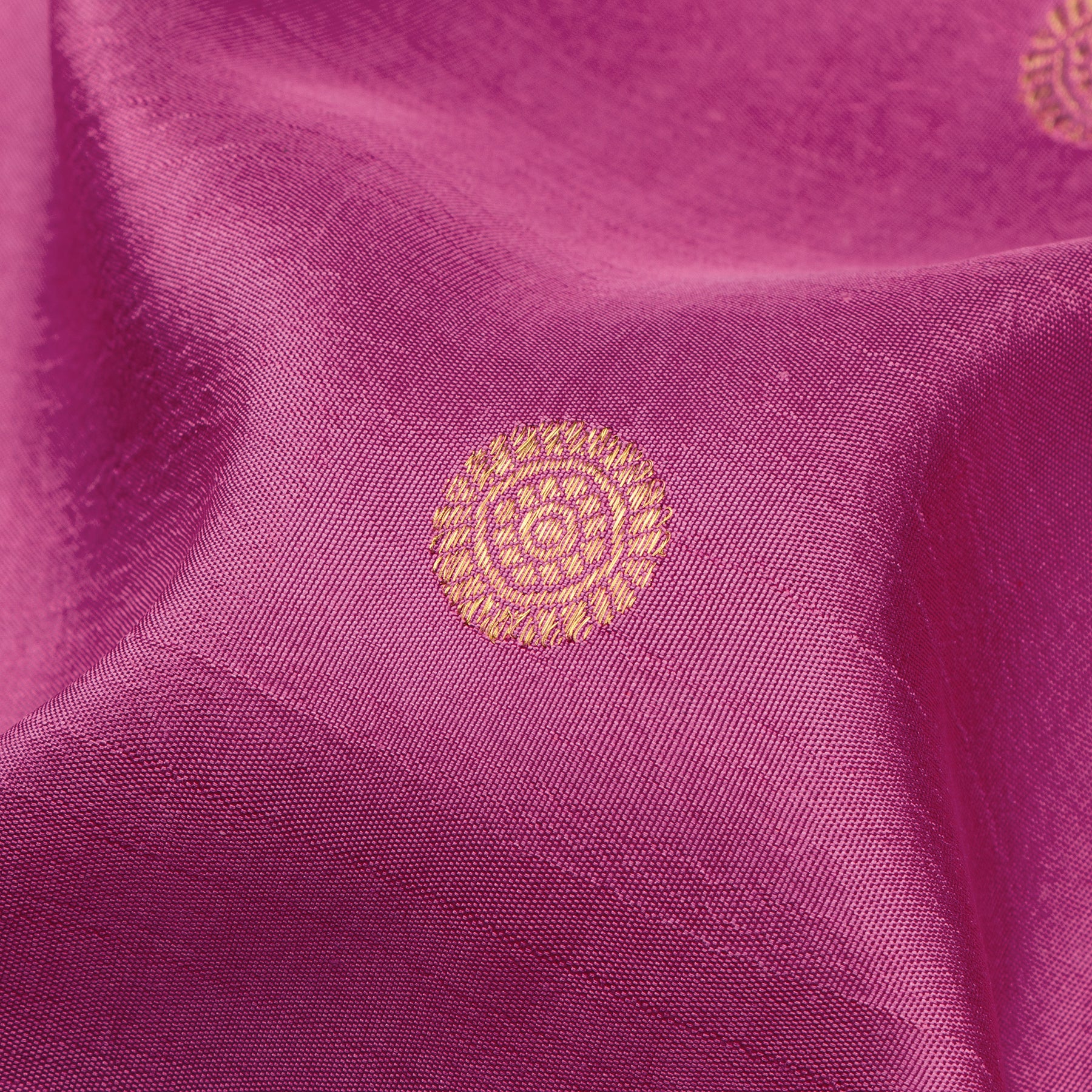 Kanakavalli Kanjivaram Silk Sari 24-110-HS001-05506 - Fabric View