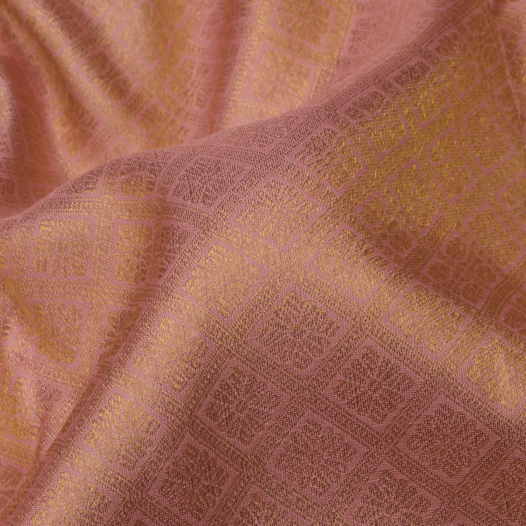 Kanakavalli Kanjivaram Silk Sari 24-110-HS001-07494 - Fabric View