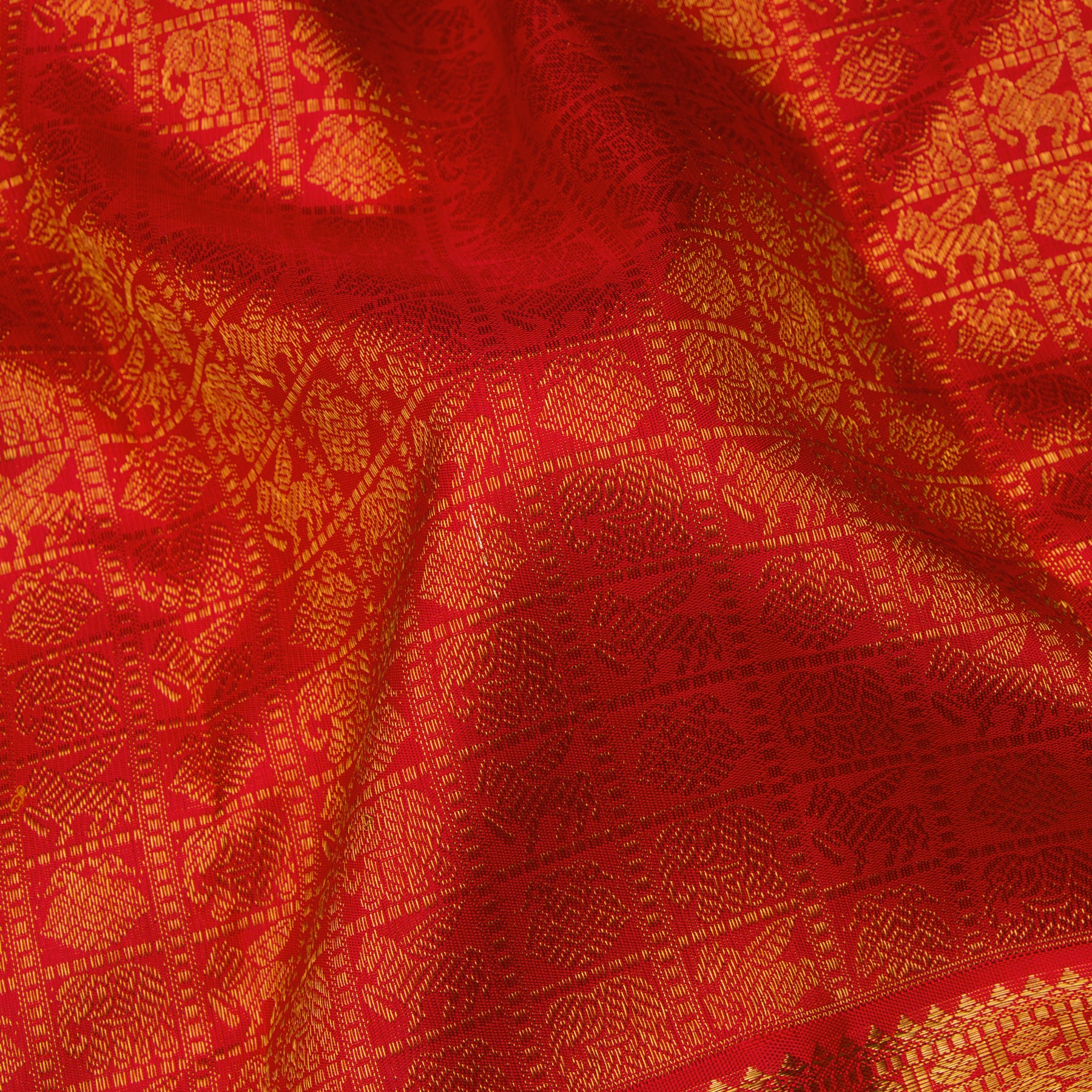 Kanakavalli Kanjivaram Silk Sari 24-110-HS001-07507 - Fabric View