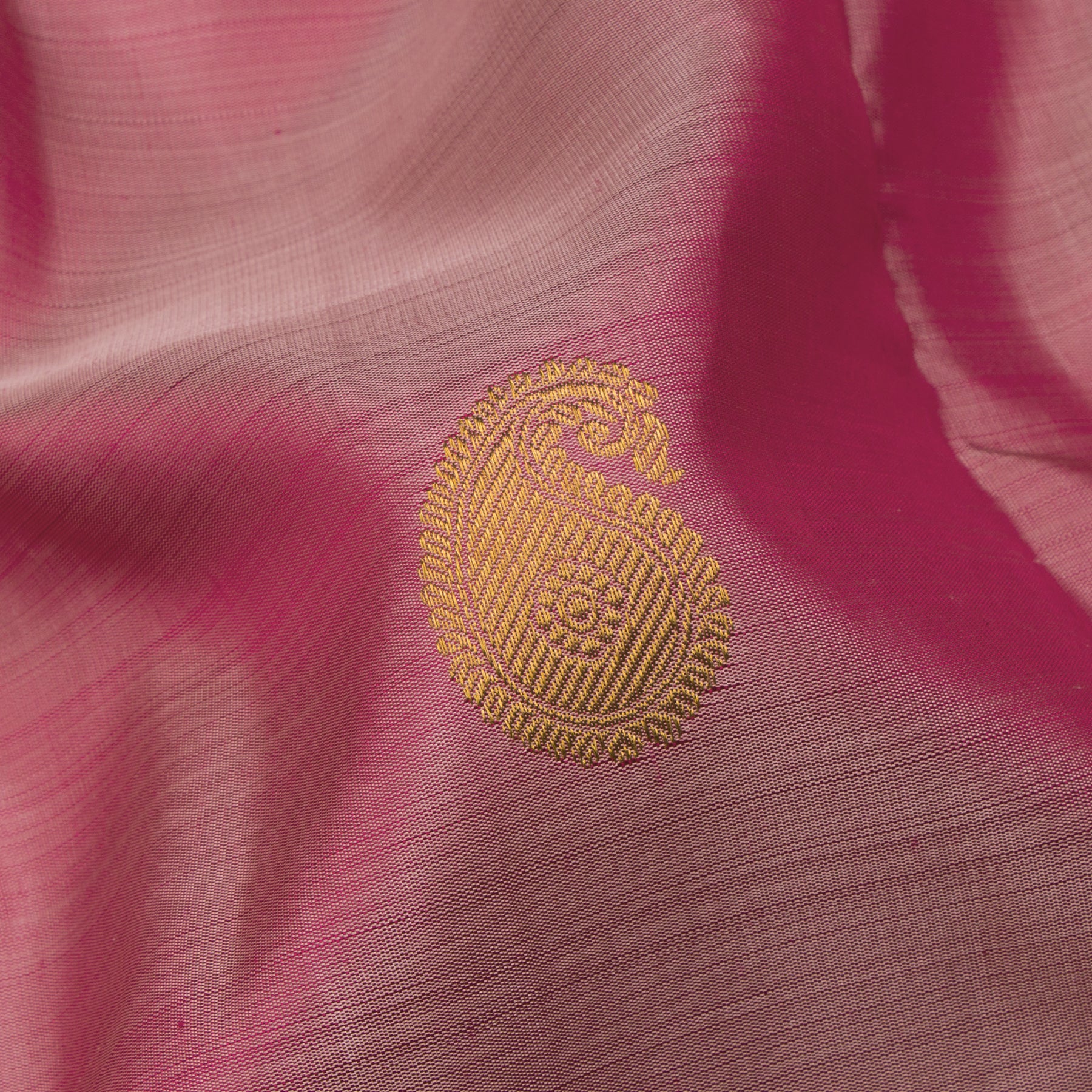 Kanakavalli Kanjivaram Silk Sari 24-110-HS001-10355 - Fabric View