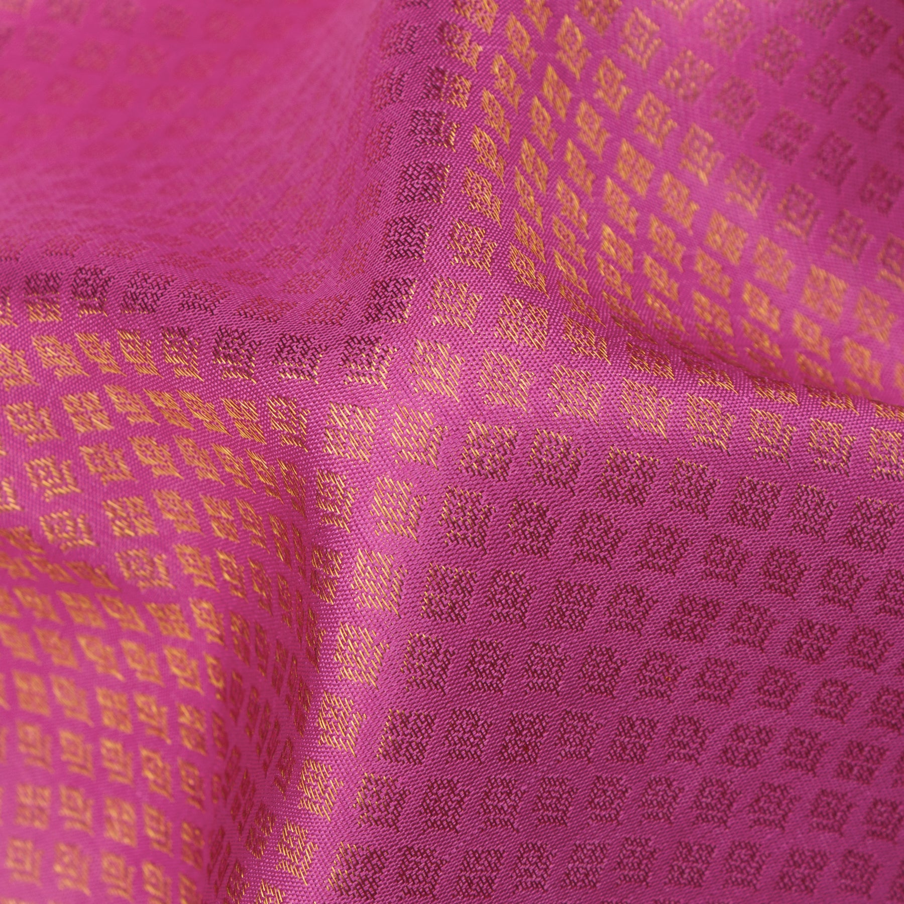 Kanakavalli Kanjivaram Silk Sari 24-110-HS001-11314 - Fabric View