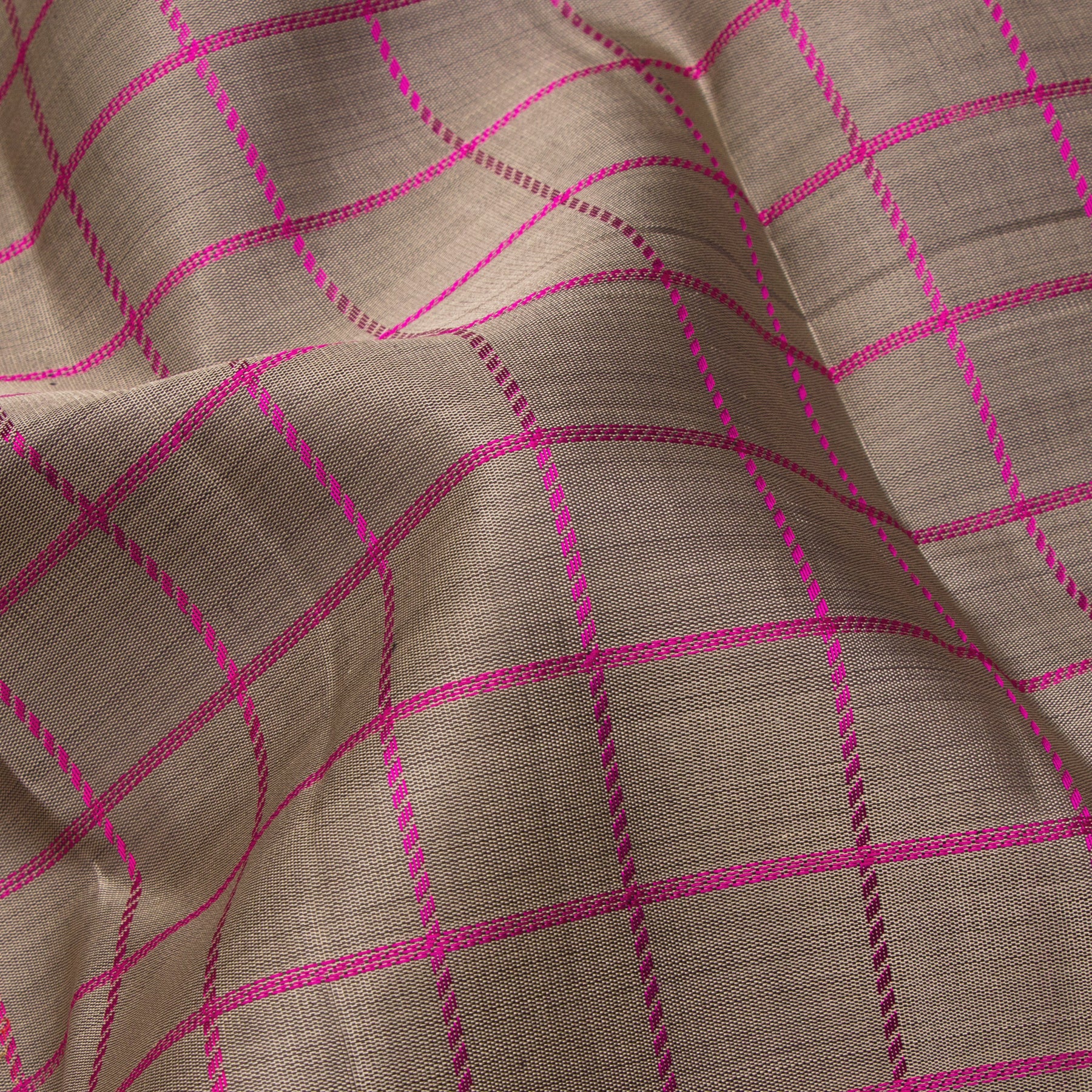 Kanakavalli Kanjivaram Silk Sari 24-110-HS001-12042 - Fabric View