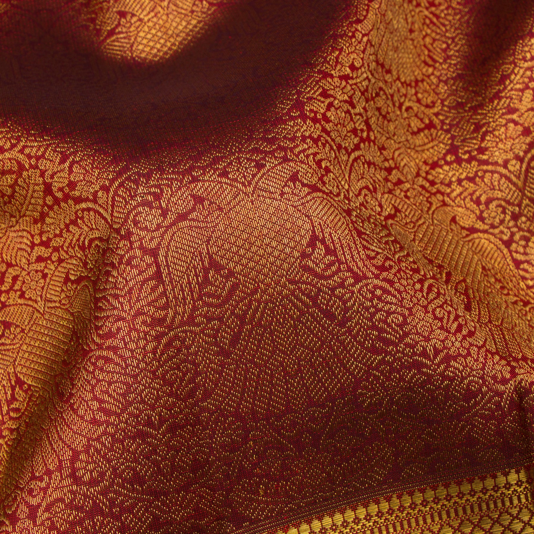 Kanakavalli Kanjivaram Silk Sari 24-110-HS001-13009 - Fabric View